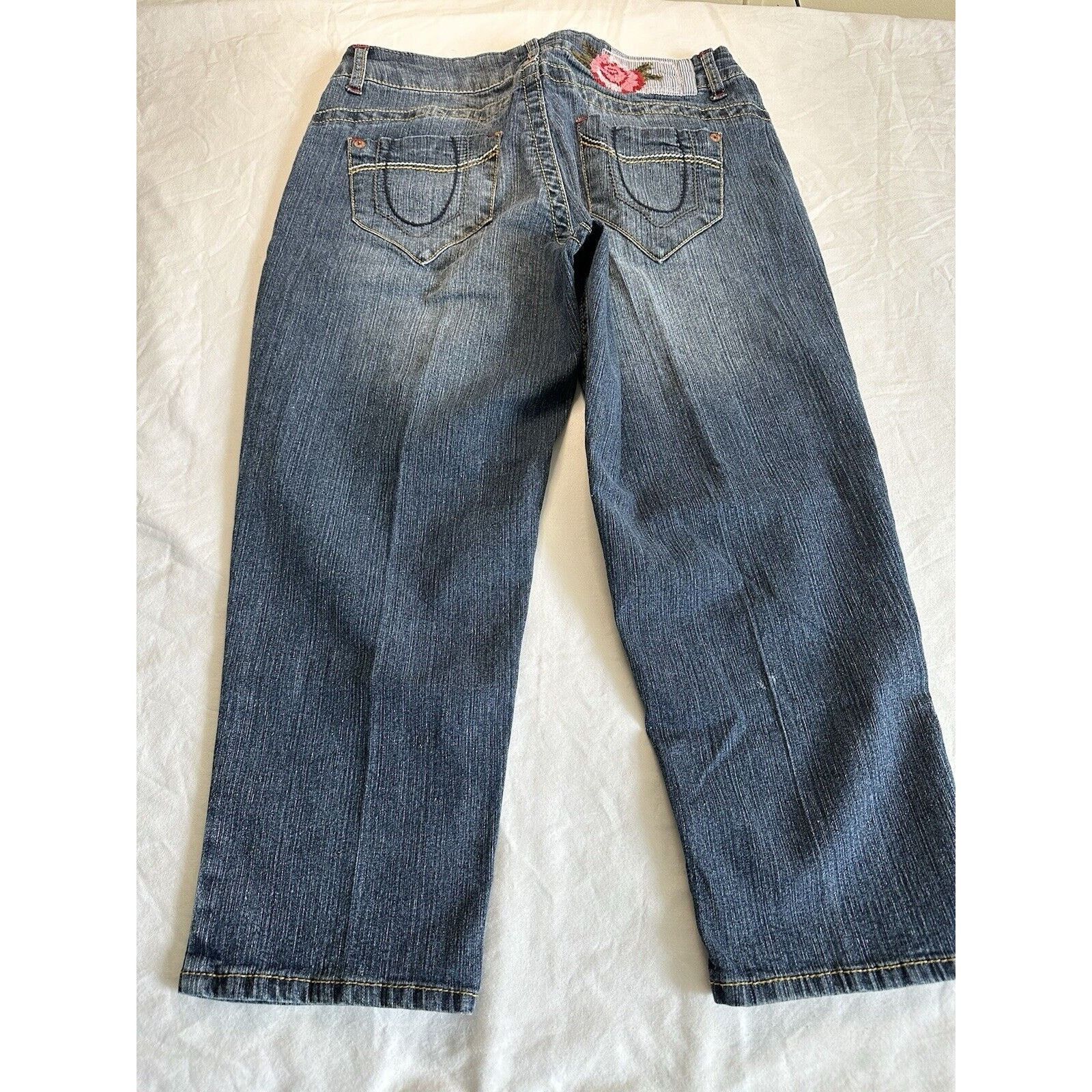 Other Blue Epic Embroidered Flower 6 Blue Capri Jeans Boho Retro Size 28" / US 6 / IT 42 - 13 Thumbnail