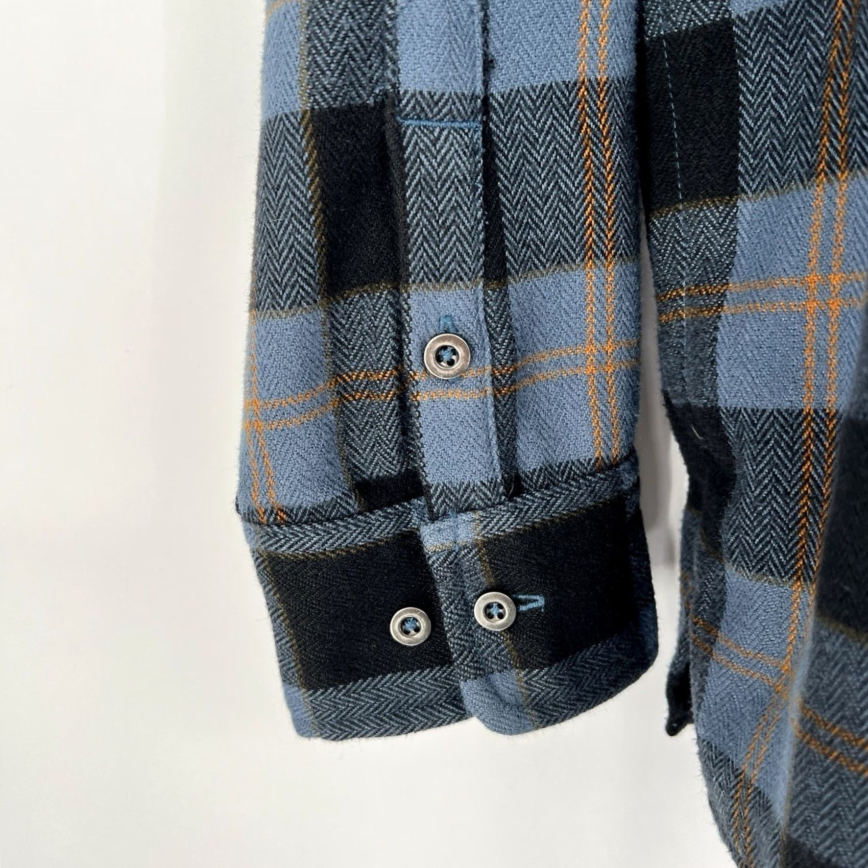 Outdoor Research Outdoor Research Shirt Women’s XL Button-Up Plaid Cotton Flannel Multicolor Long Sleeve Pocket Casual Workwear Fall Spring Summer Winter Size XL / US 12-14 / IT 48-50 - 4 Thumbnail