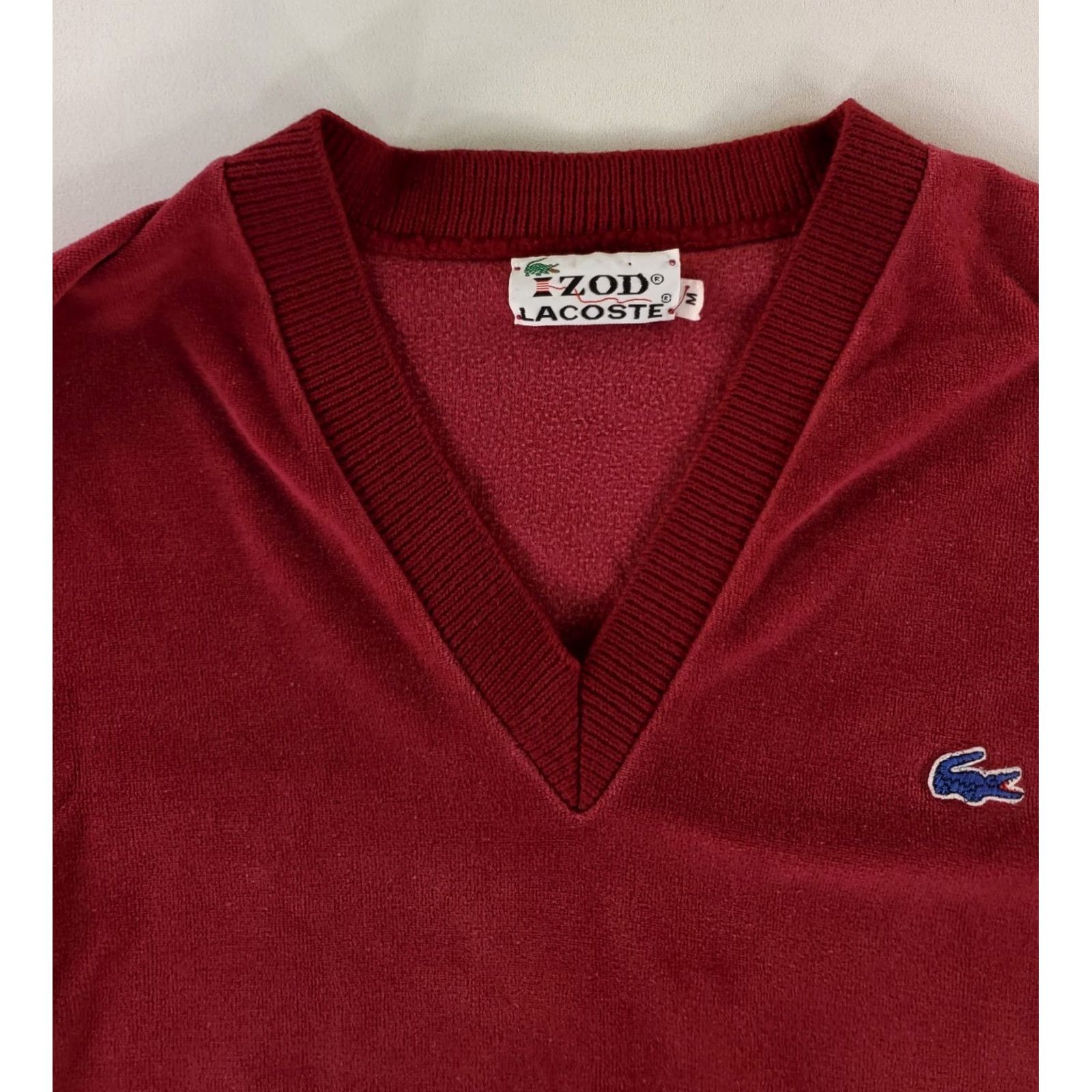 Izod VINTAGE Izod Lacoste Sweater Pullover VTG 60s 70s V Neck Velour Knit Sleeves Plum Mens M Size US M / EU 48-50 / 2 - 3 Thumbnail