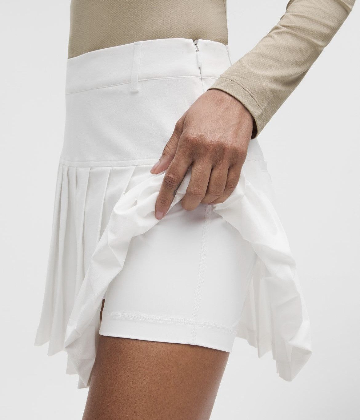 Lululemon Lululemon Drop-Waist Pleated Golf Skirt size 28 Size 28" / US 6 / IT 42 - 4 Thumbnail