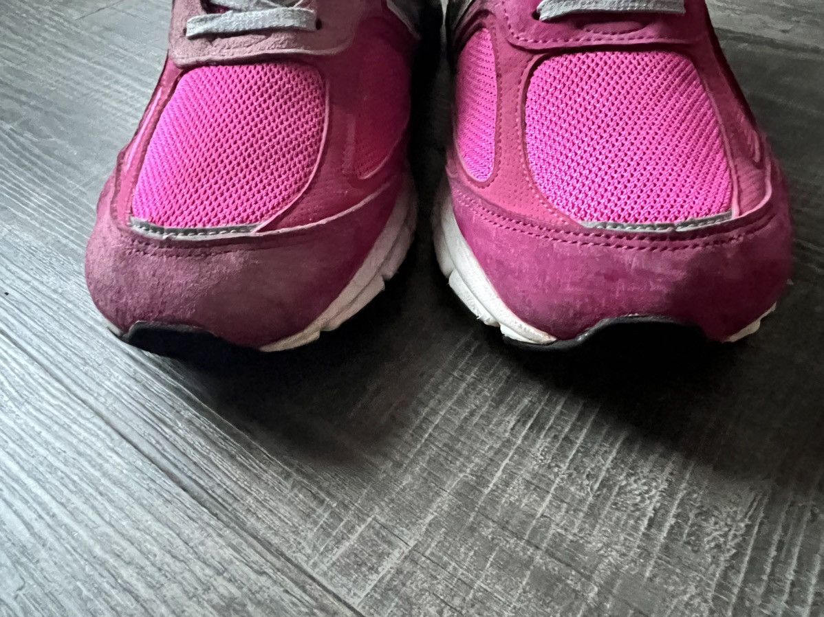 New Balance × Vintage NEW BALANCE • 990V4 "2018 Pink Ribbon" (12M) Size US 12 / EU 45 - 14 Thumbnail
