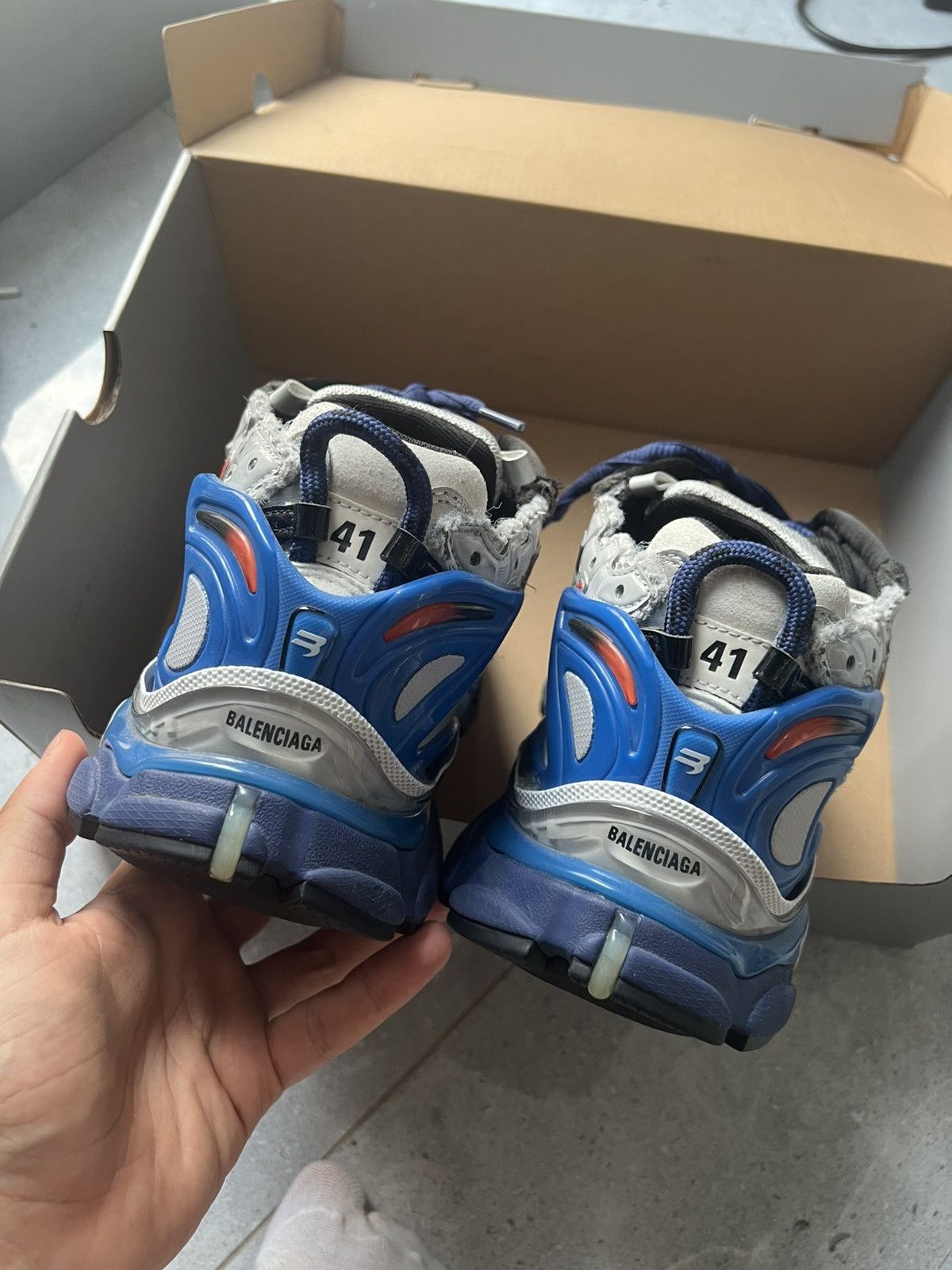 Balenciaga Balenciaga Red Grey Blue runner Size US 8 / EU 41 - 9 Thumbnail