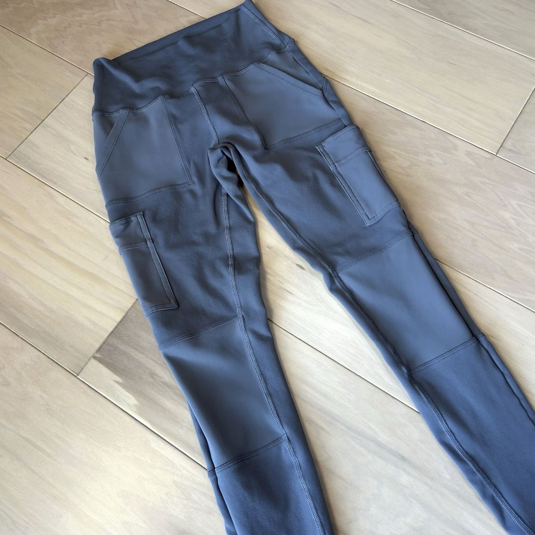 Alo VINTAGE Alo High Waist Cargo Legging Gray Women’s XS Size 26" / US 2 / IT 38 - 2 Thumbnail