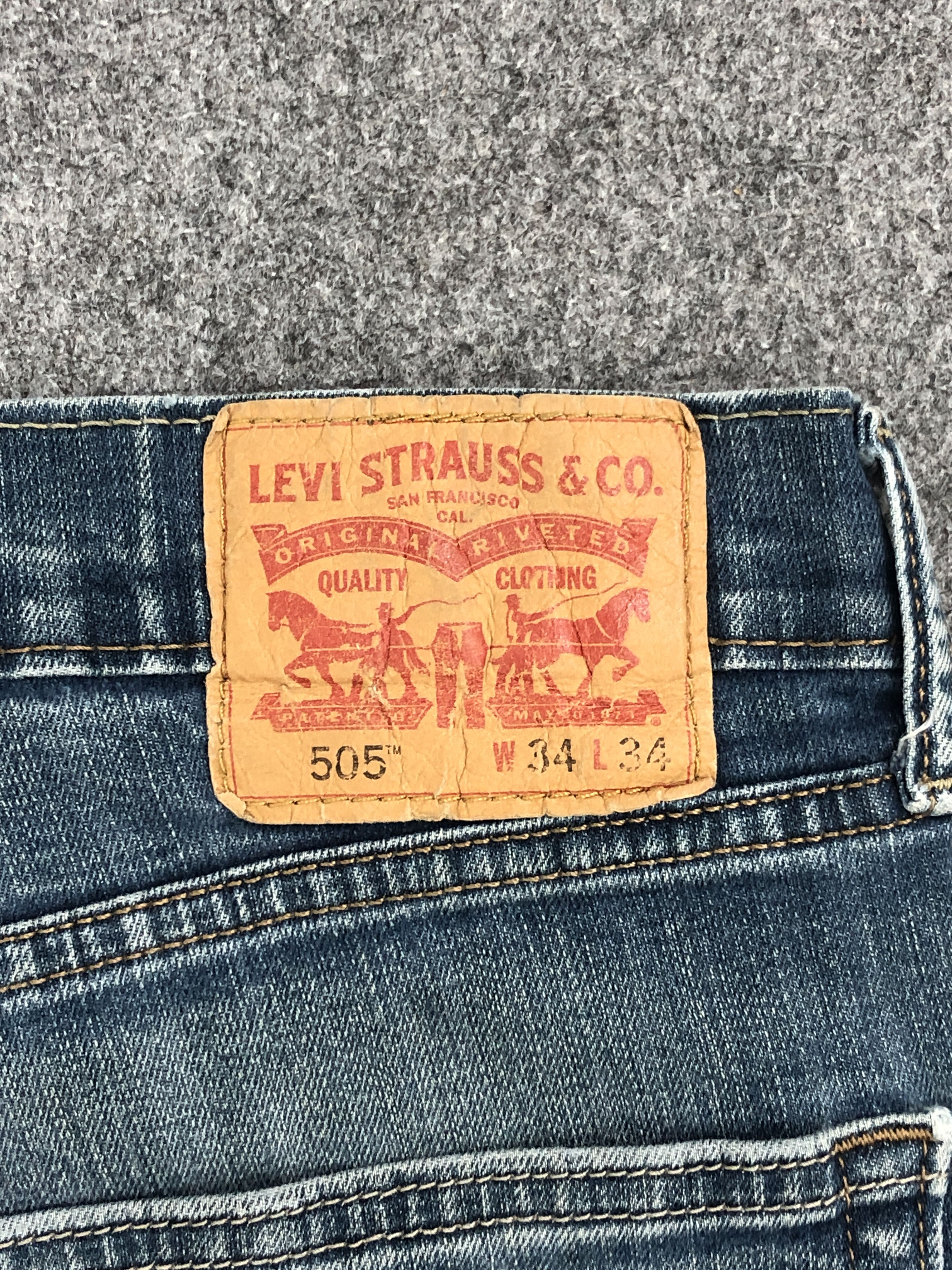 Levi's Vintage Distressed Levis 505 Faded Blue Jeans 32x32 S0022 Size US 32 / EU 48 - 5 Thumbnail