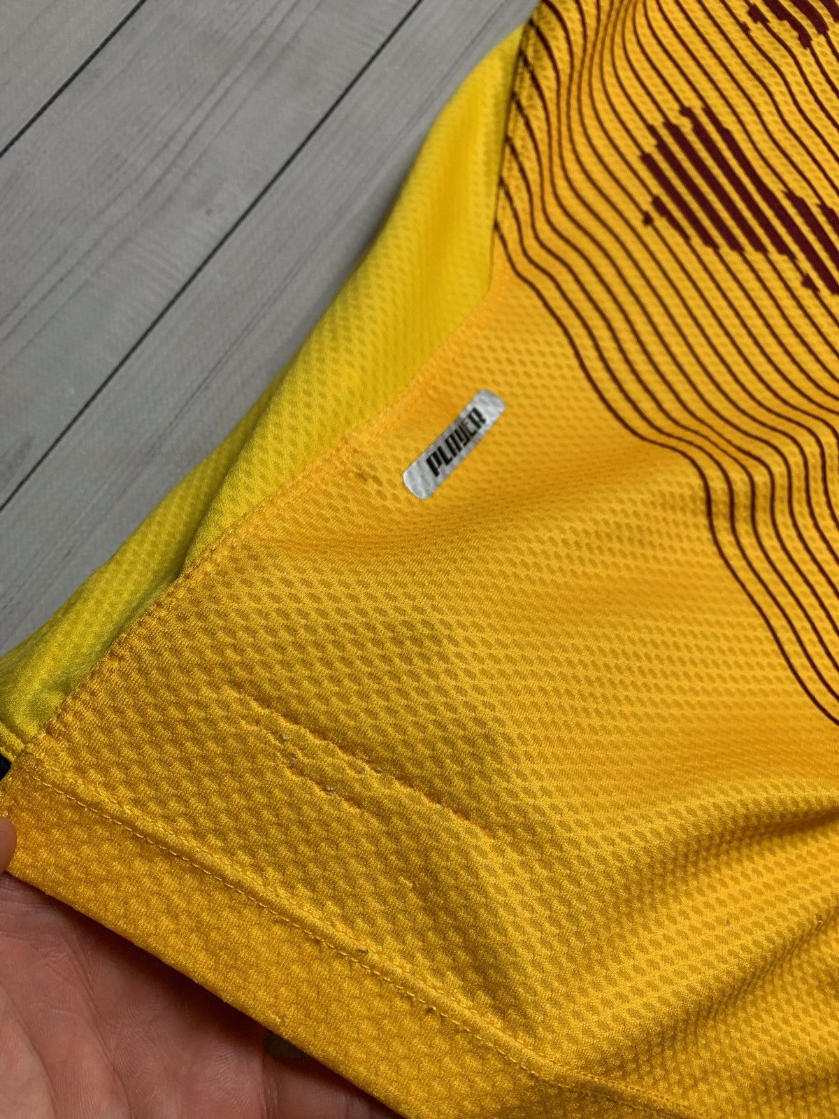 Vintage Vintage yellow Aston Villa soccer jersey Kappa M rare away Size US M / EU 48-50 / 2 - 7 Thumbnail
