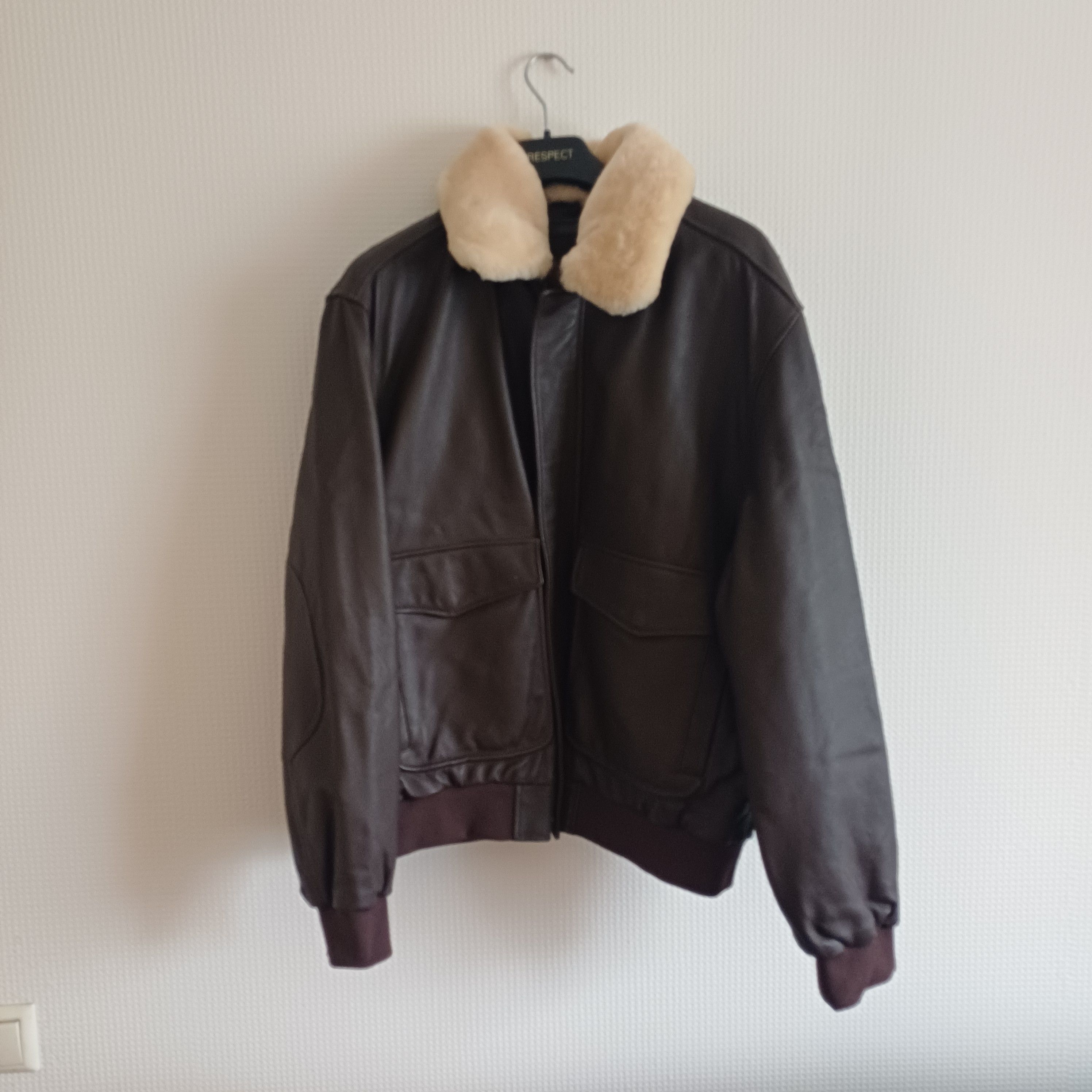 Avirex Avirex brown leather jacket, size XXXL Size US XXL / EU 58 / 5 - 1 Thumbnail
