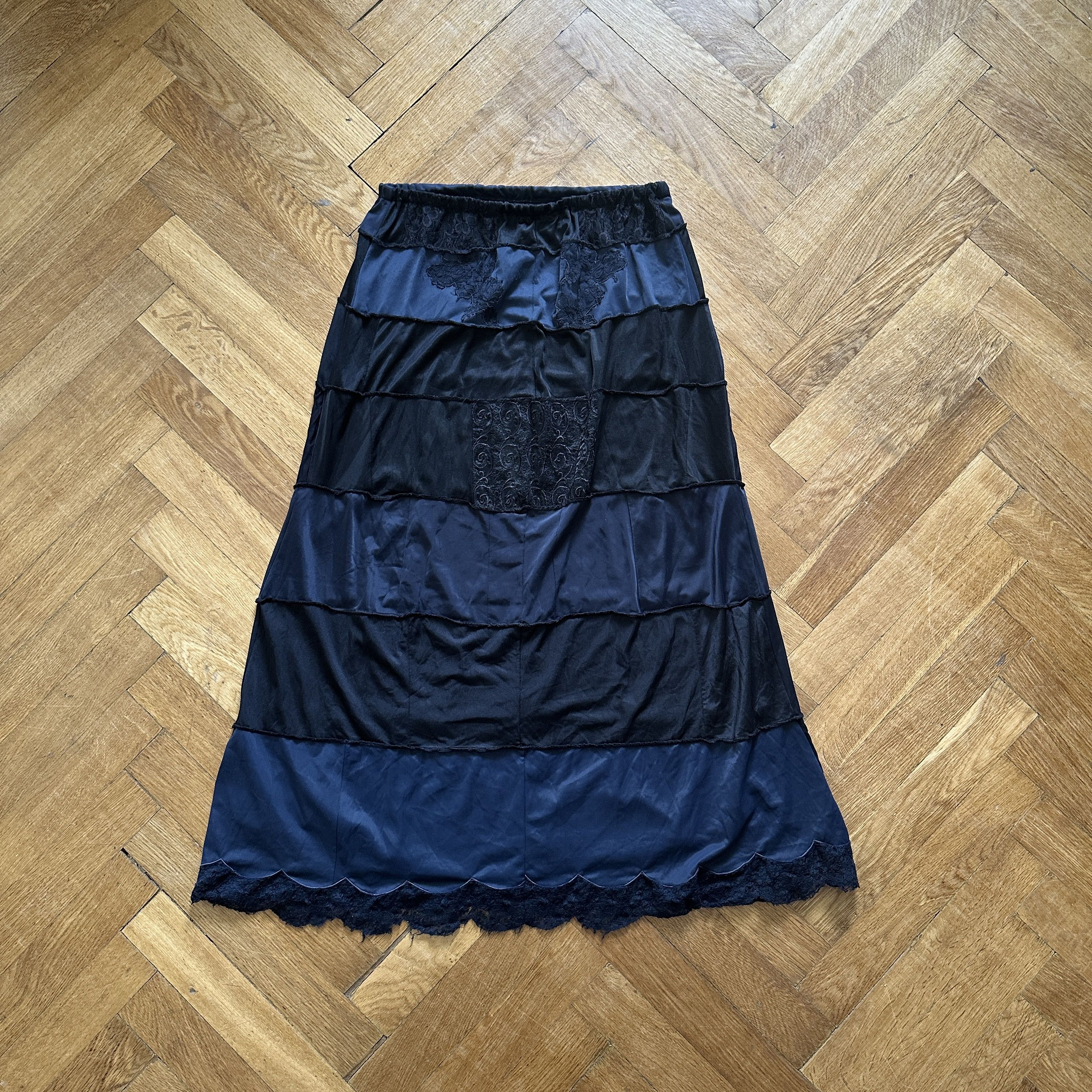 Maison Margiela 2005 Artisanal Patchwork Skirt Size 24" / US 00 / IT 34 - 1 Thumbnail