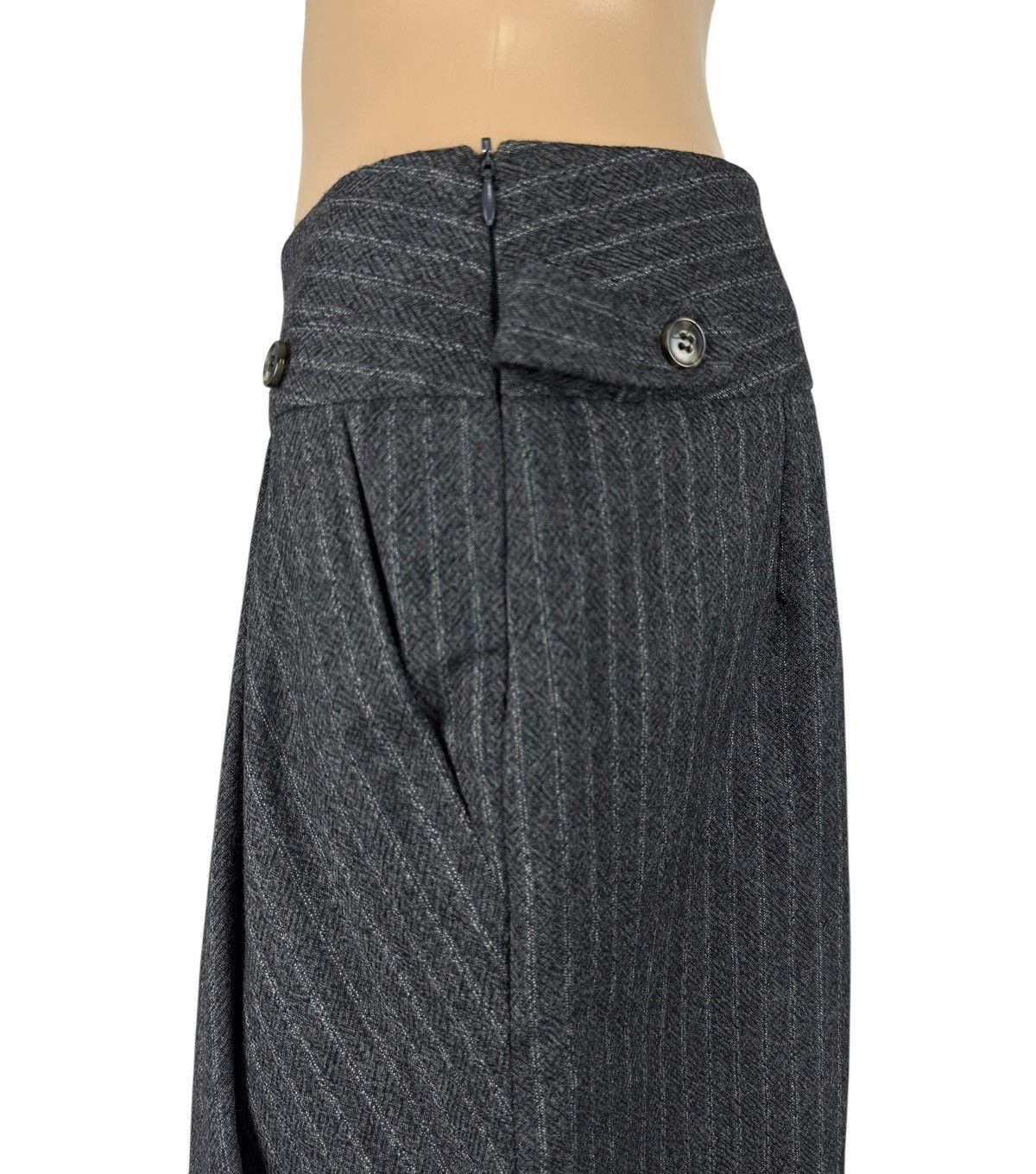 Weekend Max Mara Weekend Max Mara Striped Wool Skirt Draped size UK6 IT38 Size 26" / US 2 / IT 38 - 7 Thumbnail