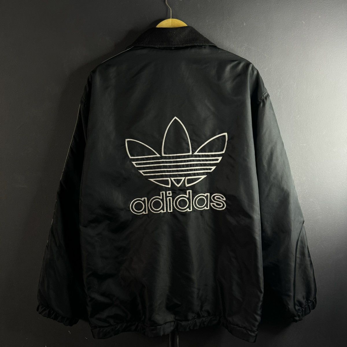 Adidas Vintage Adidas Big Trefoil Jacket Size US L / EU 52-54 / 3 - 1 Thumbnail