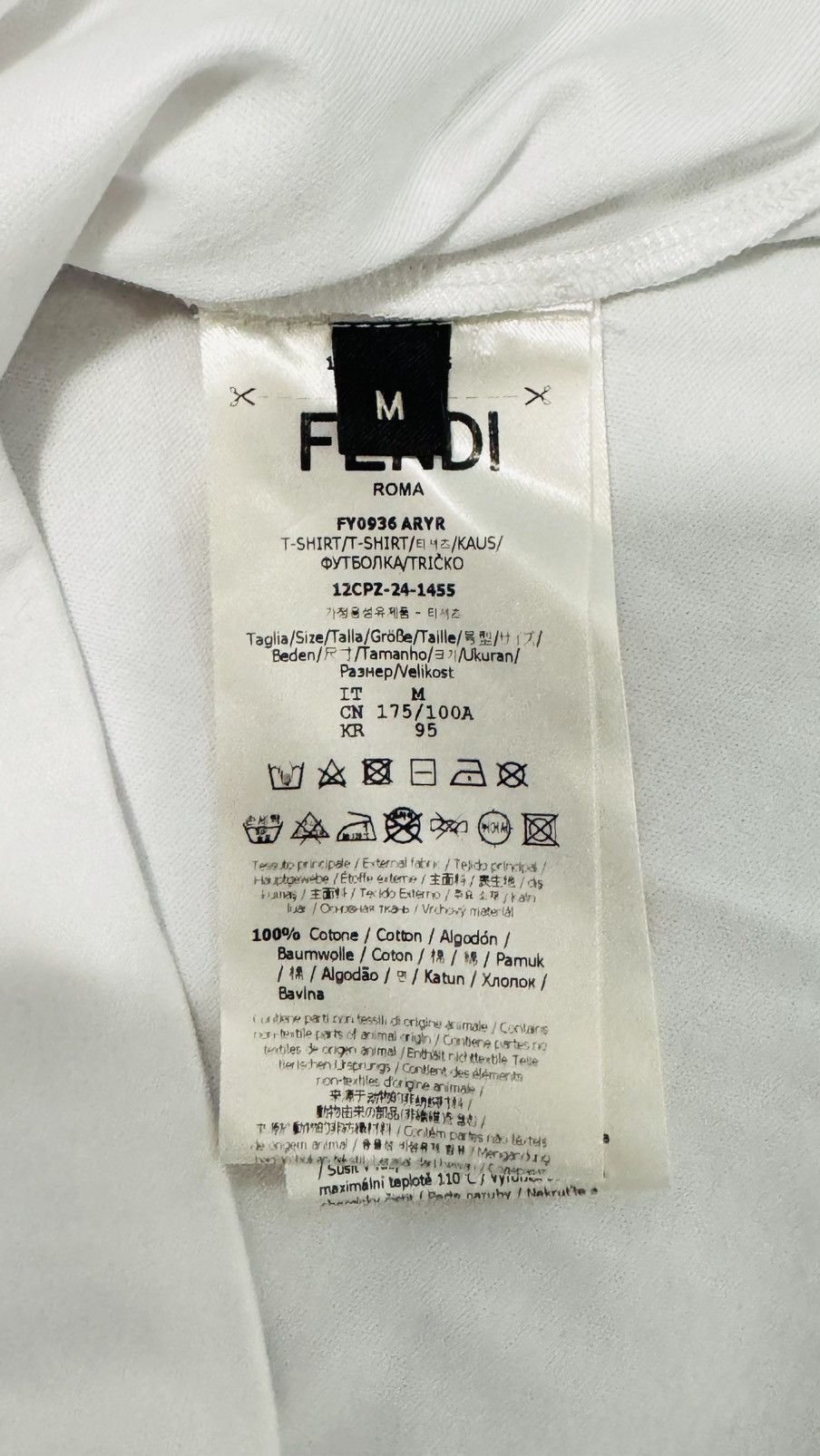 Fendi Fendi White Cotton T-Shirt w/ pocket Size US M / EU 48-50 / 2 - 3 Thumbnail