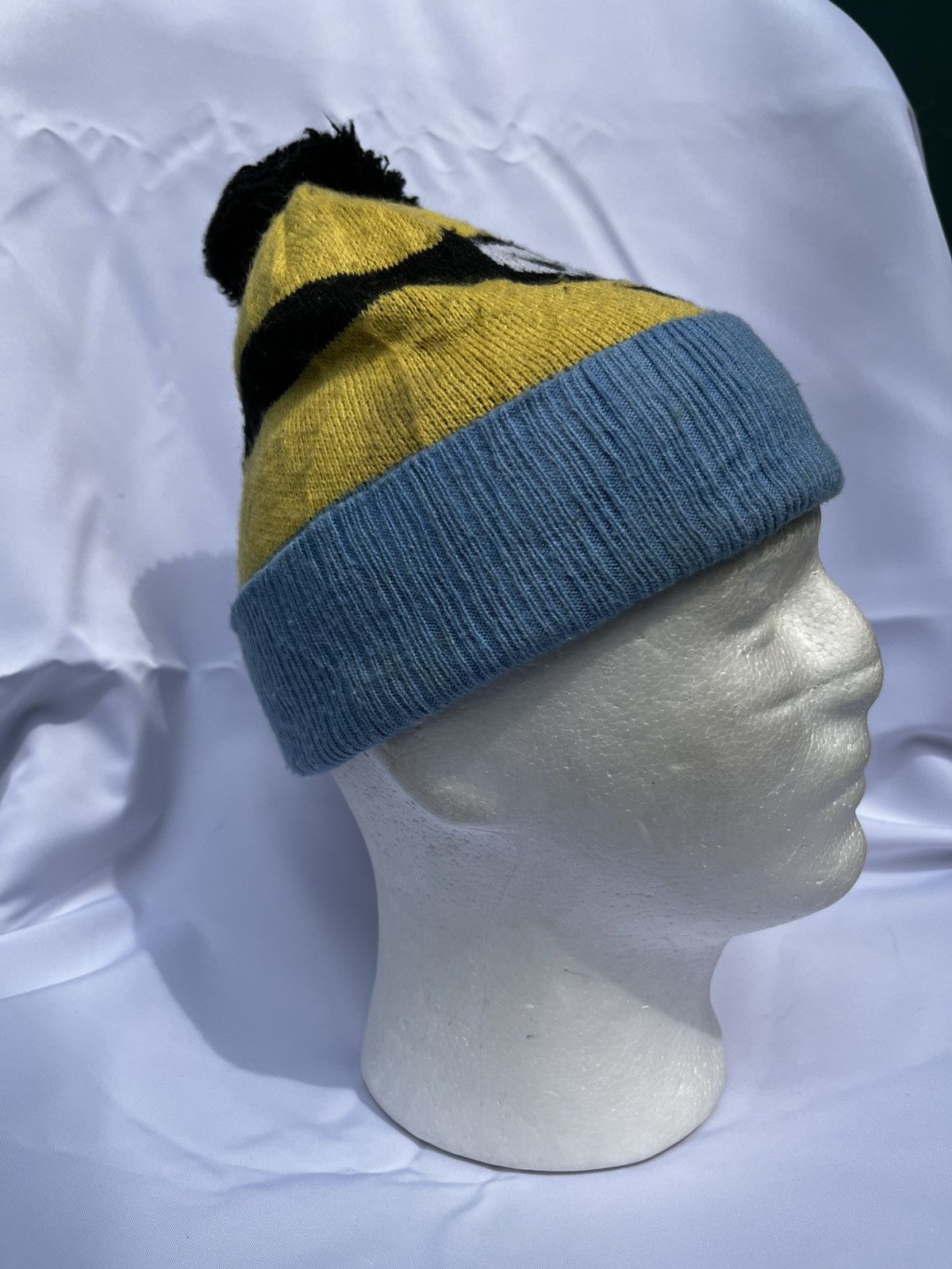 Japanese Brand × Vintage knitted Crochet Minion Winter Beanie Hats Size ONE SIZE - 4 Thumbnail