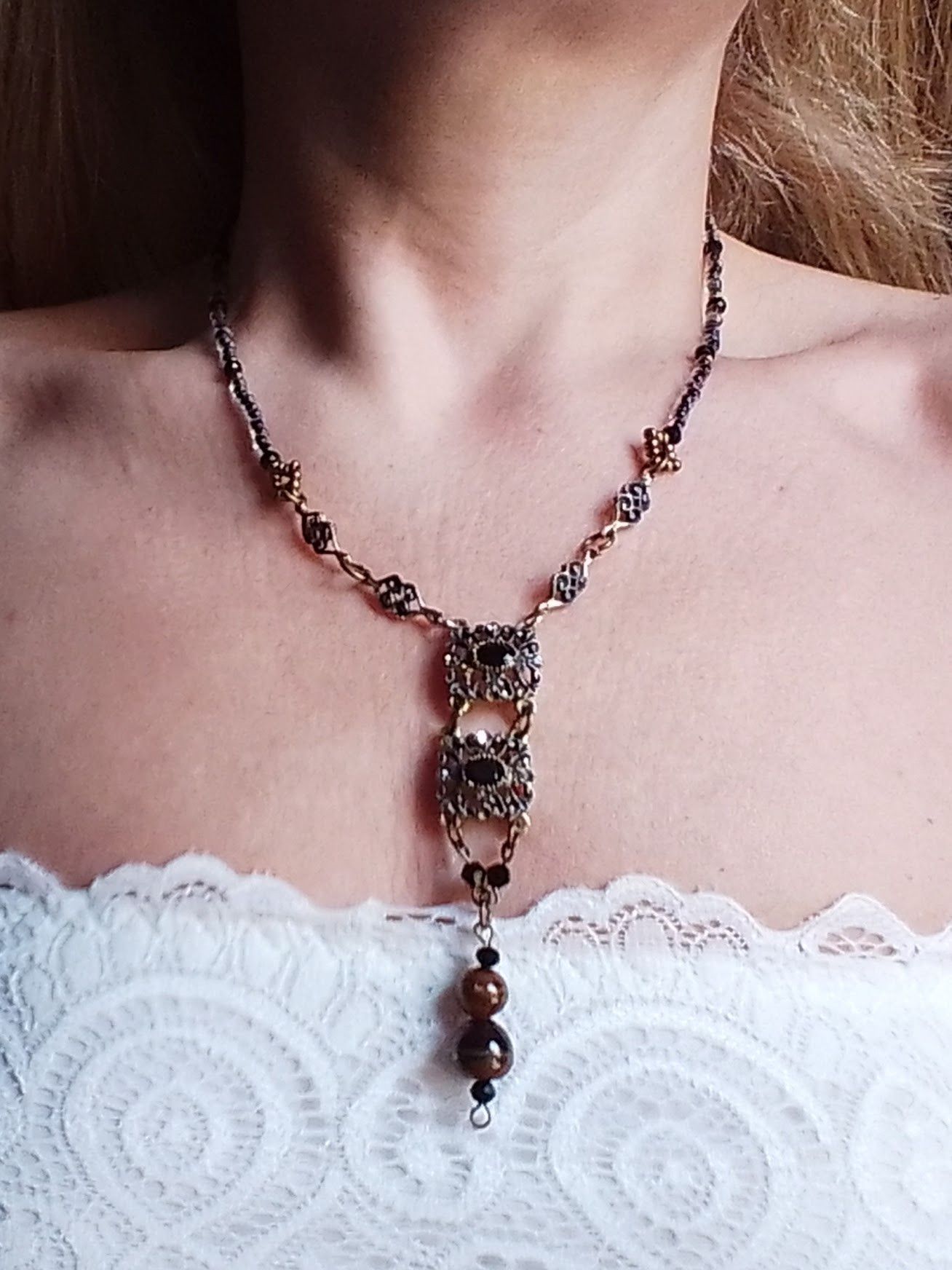 Handmade Vintage necklace Antique brass and eye of tiger gemstones Size ONE SIZE - 11 Thumbnail