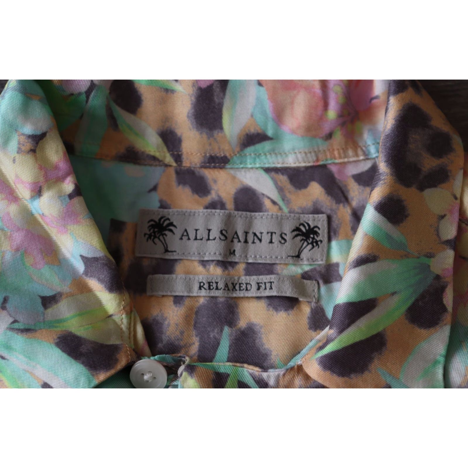 Allsaints ALL SAINTS LIGULARIA SHORT SLEEVE SHIRT FLORAL CHEETAH PRINT 100% VISCOSE MENS M Size US M / EU 48-50 / 2 - 2 Thumbnail