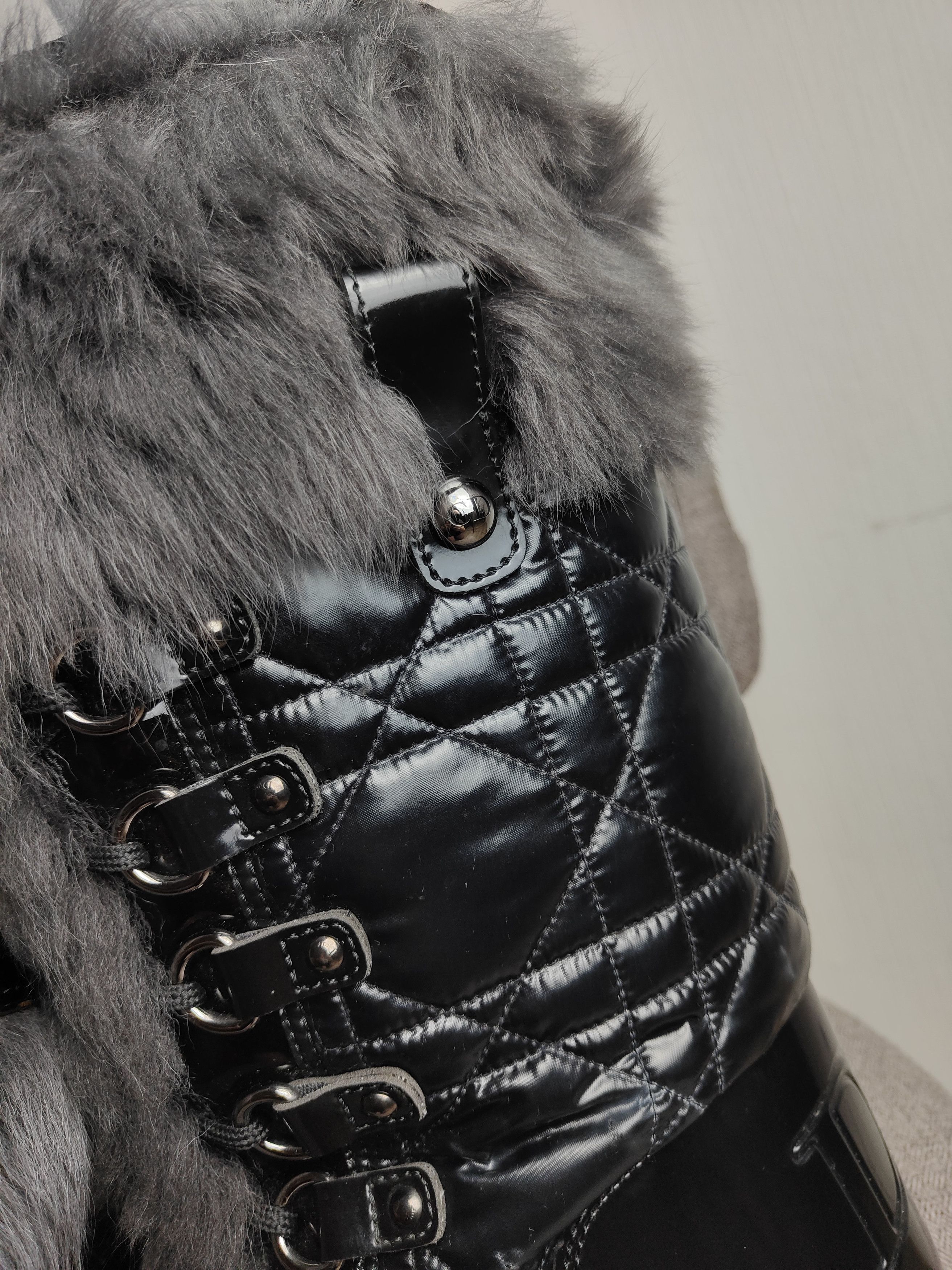 Dior Y2K Dior by John Galliano Massive Fur Quilted Snow Boots Size US 11 / IT 41 - 9 Thumbnail