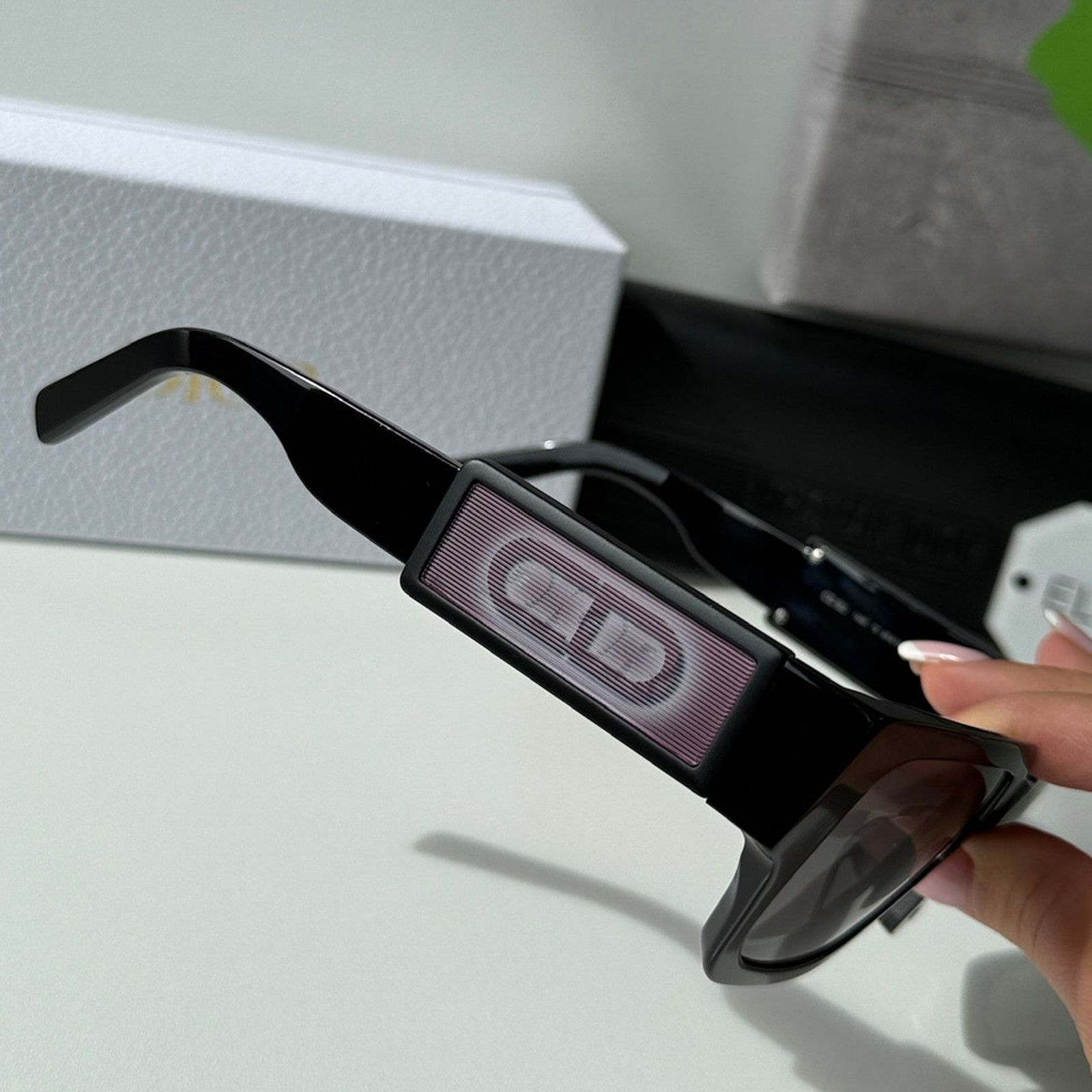 Dior NEW Dior CD SU Sunglasses in Black Holographic Pink Logo Size ONE SIZE - 3 Thumbnail
