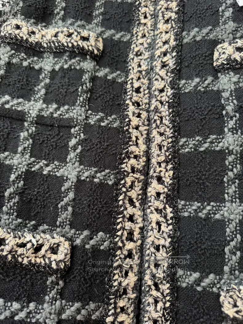 Chanel Chanel Black and gray plaid four-pocket tweed long vest Size XS / US 0-2 / IT 36-38 - 4 Thumbnail