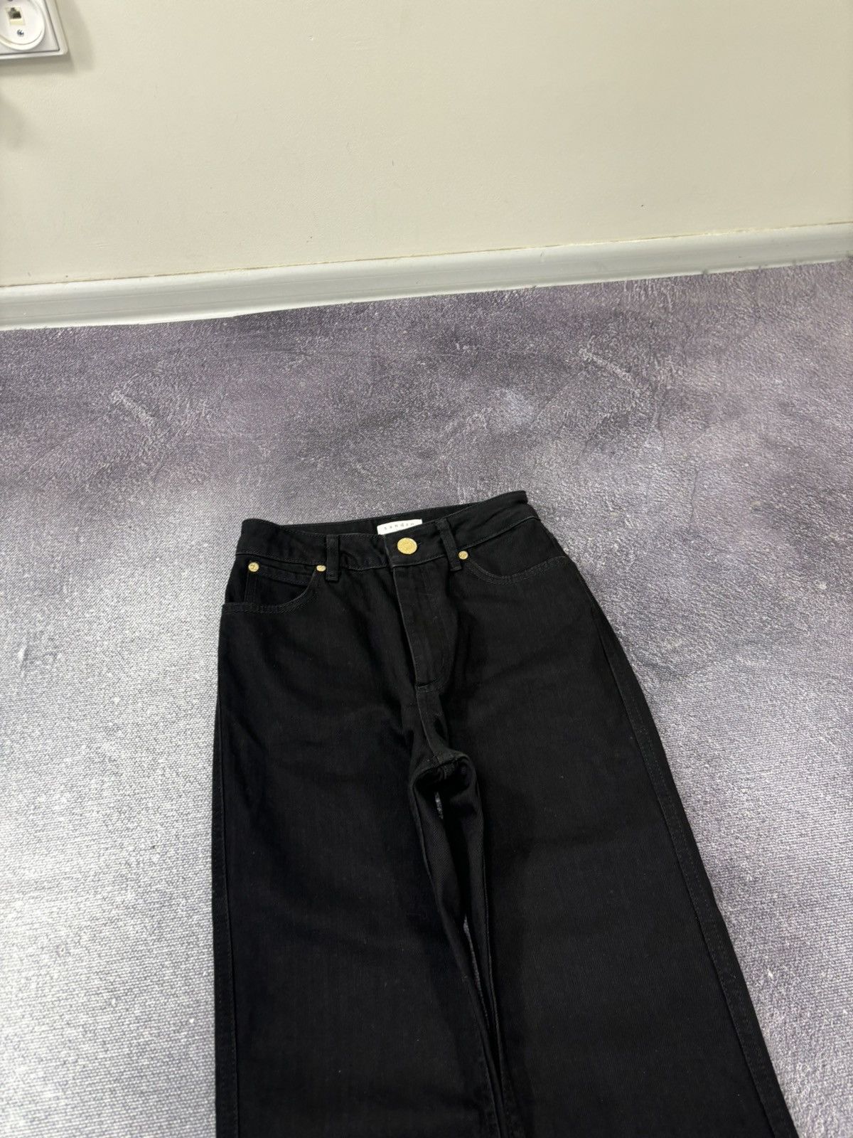 Sandro Sandro NWT Women’s Snapy Snap High-Rise Black Flared Jeans Size 26" / US 2 / IT 38 - 6 Thumbnail