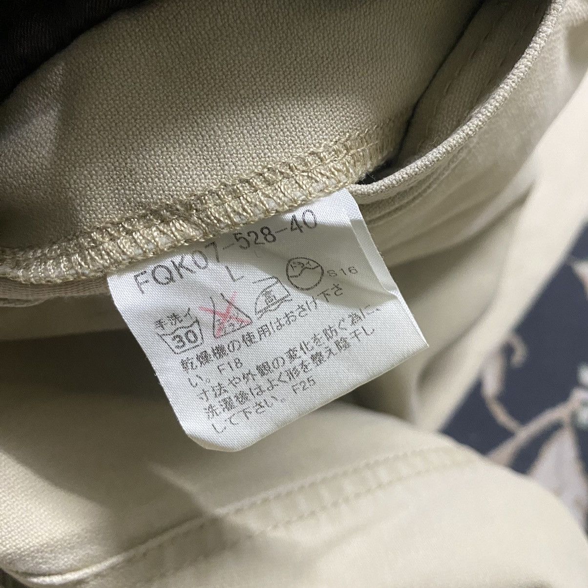 Burberry Vintage Burberry Cargo Pants Size US 34 / EU 50 - 23 Thumbnail