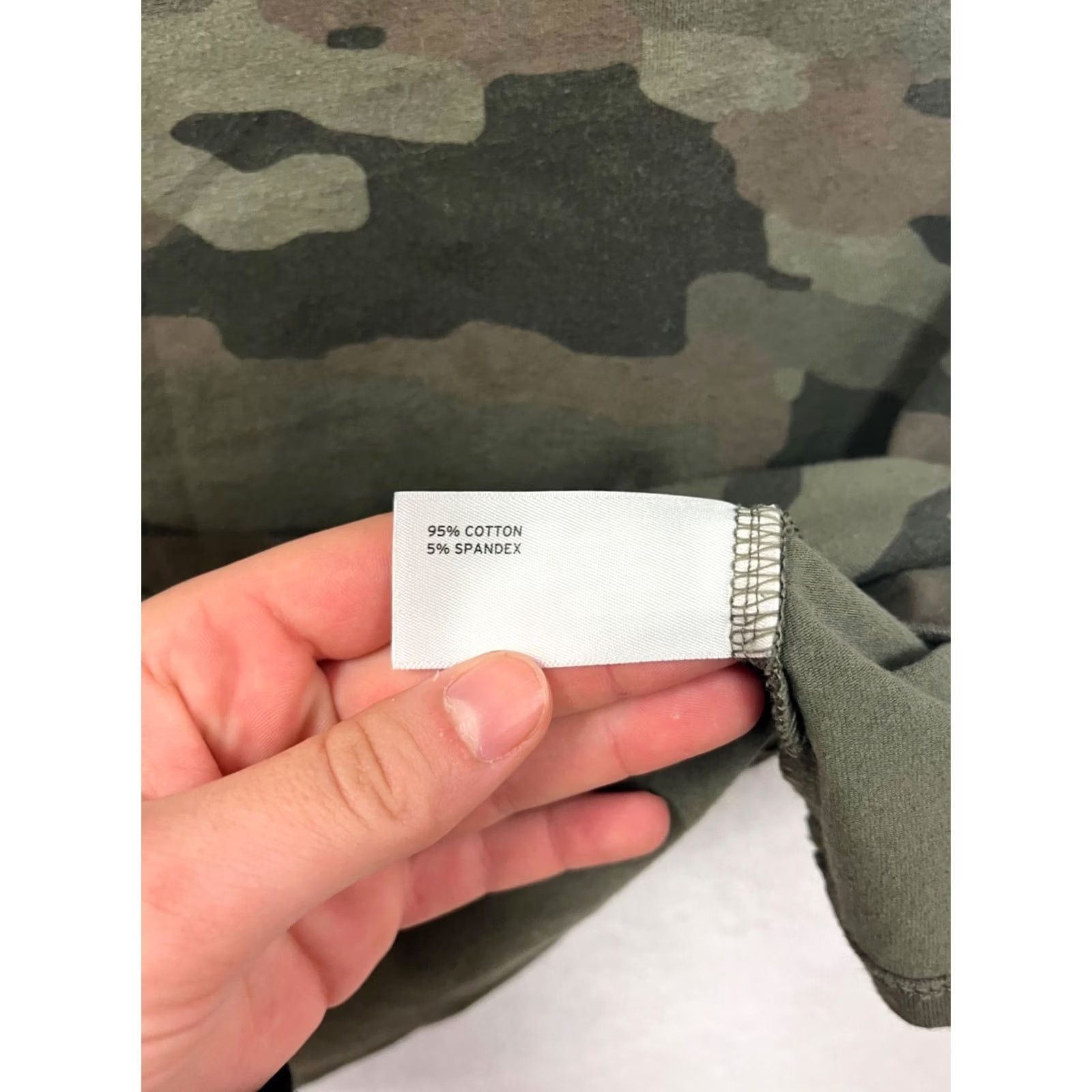 Duluth Trading Company Duluth Trading Co TankTop Womens L Camouflage Cotton Spandex Sleeveless Round Neck Green Size L / US 10 / IT 46 - 4 Thumbnail