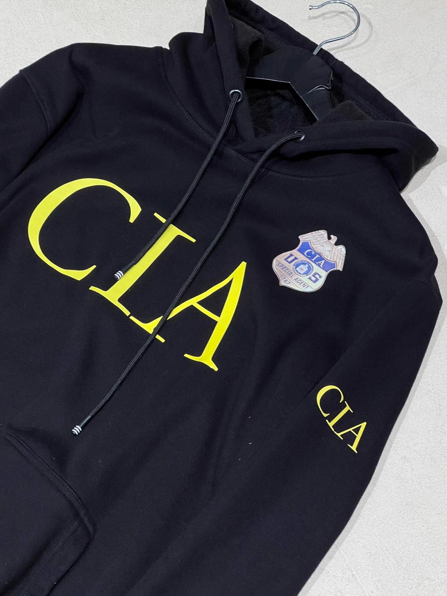 Vintage Vintage CIA Hoodie Q13 Size US L / EU 52-54 / 3 - 2 Thumbnail