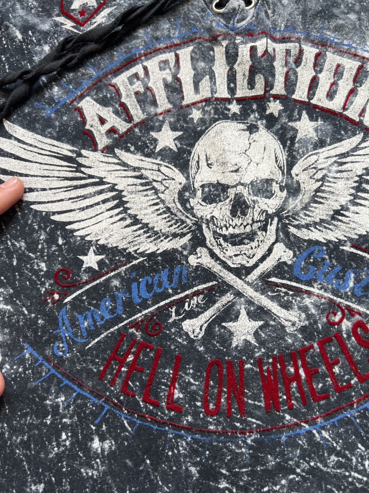 Affliction Affliction Women's Skull T-shirt Y2K Tee Size L / US 10 / IT 46 - 9 Thumbnail