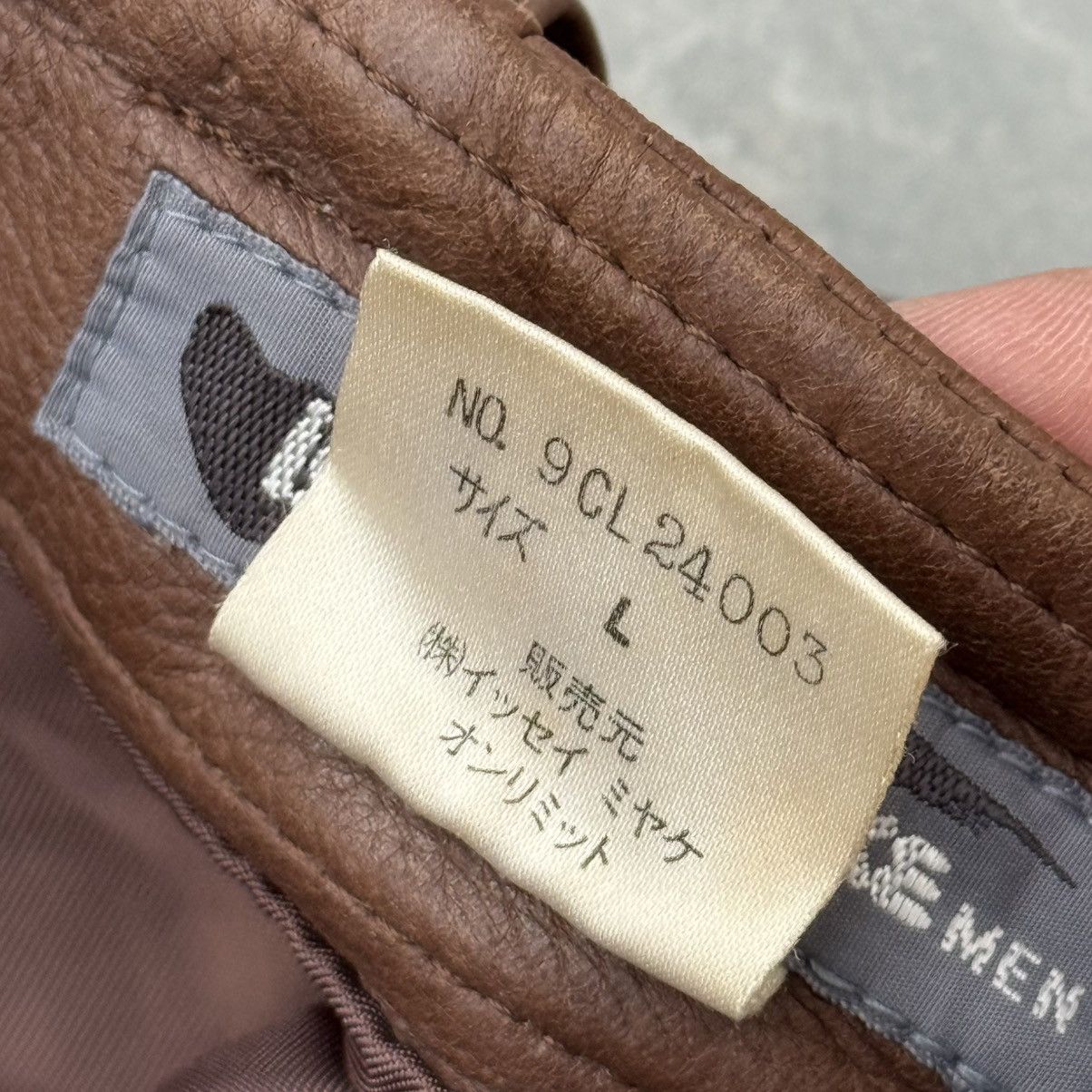 Issey Miyake Vintage Archive 80s Issey Miyake Men Deerskin Leather Pants Size US 32 / EU 48 - 11 Thumbnail