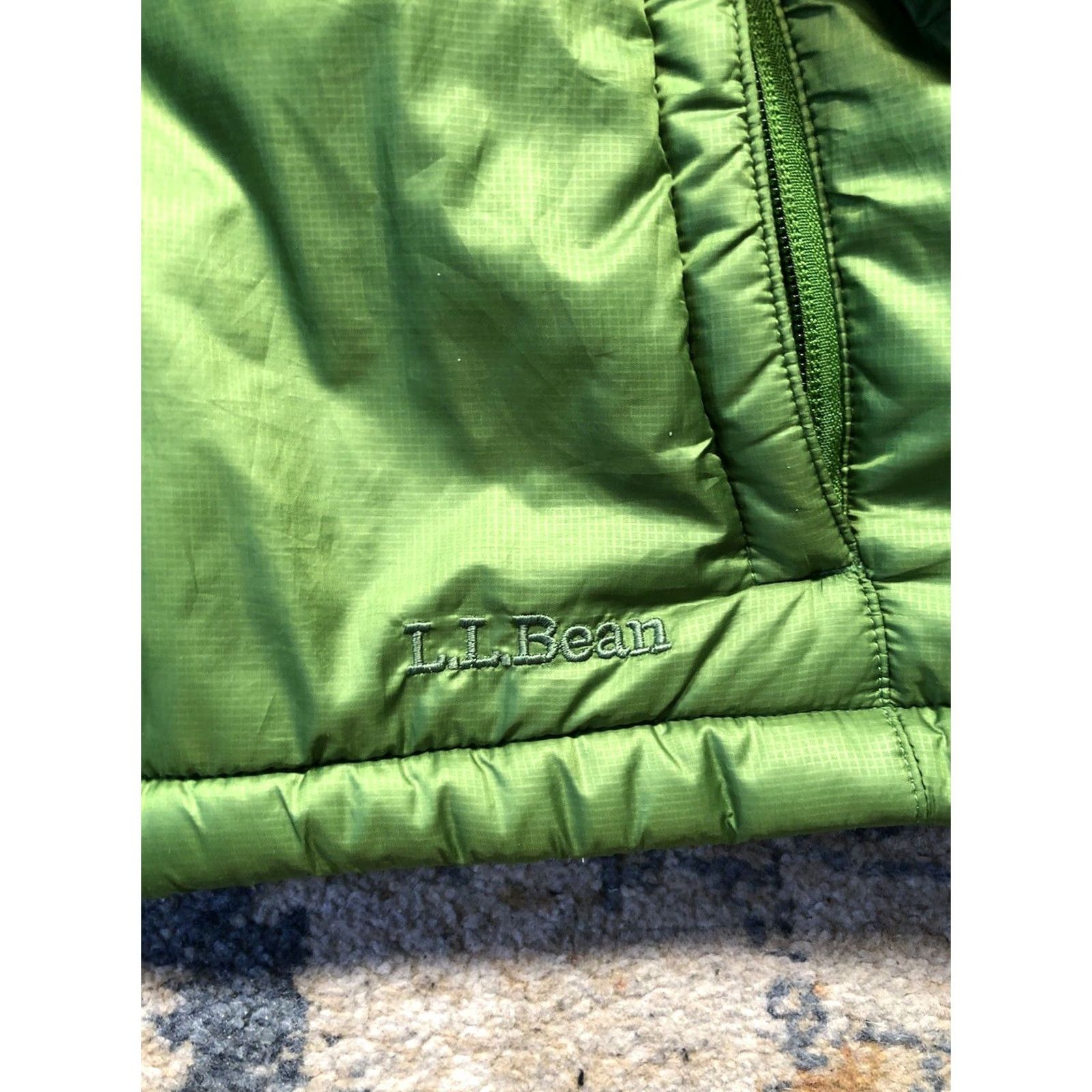 Vintage L.L. Bean Puffer Jacket Womens Large Green Nylon Down Quilted Mid-Length Long Sleeve Zip Coat Size L / US 10 / IT 46 - 6 Thumbnail
