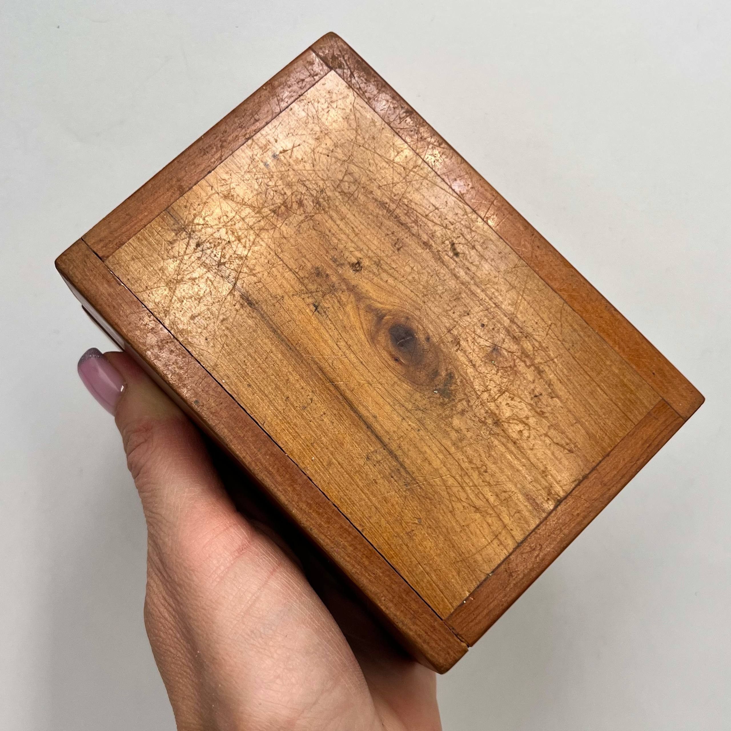 Vintage Vintage Soviet Wooden Box Karelian Birch Inlay Handmade Size ONE SIZE - 7 Thumbnail