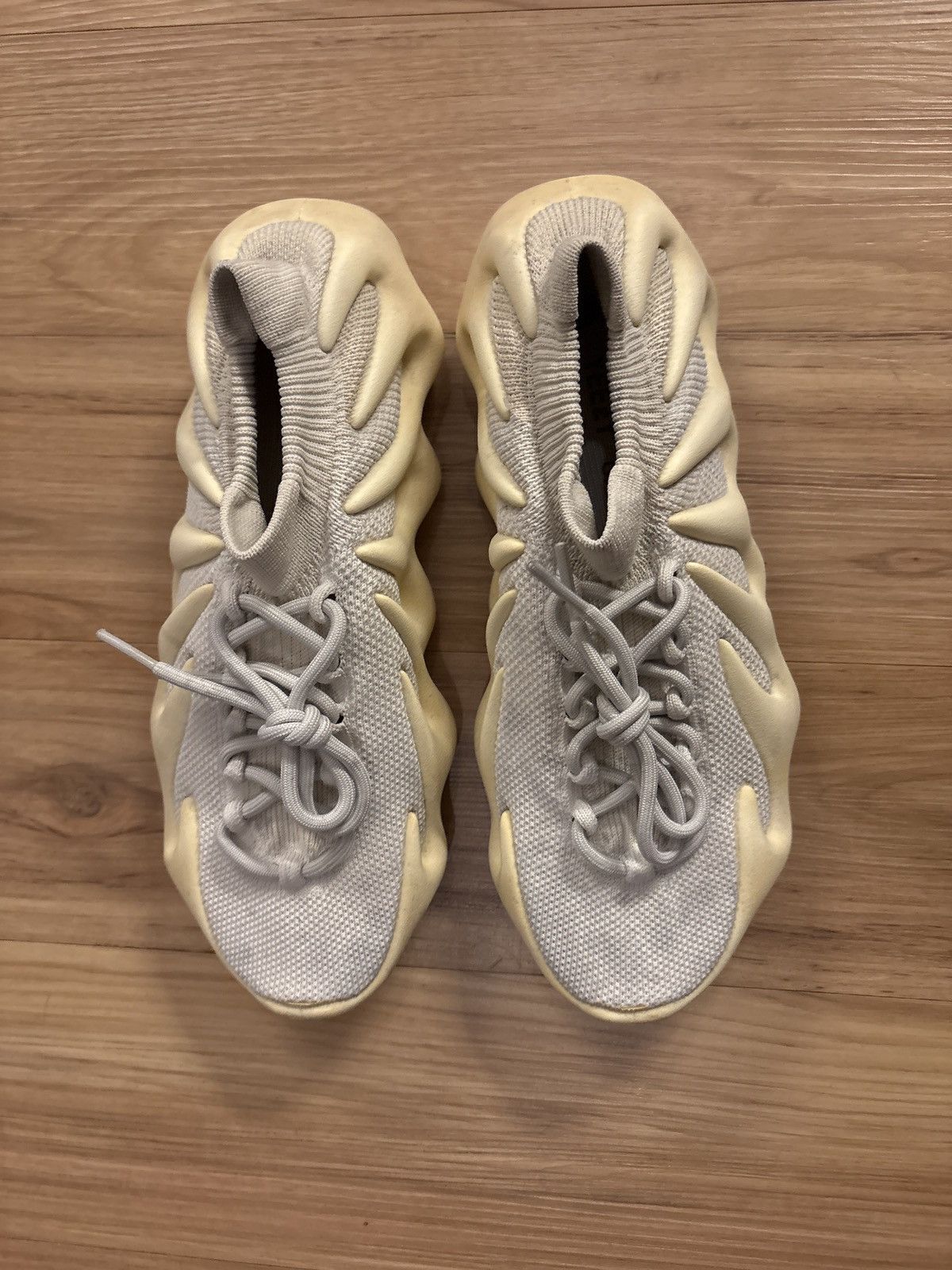 Adidas × Kanye West Yeezy 450 Cloud Grey Size 10 Worn Size US 10 / EU 43 - 2 Thumbnail