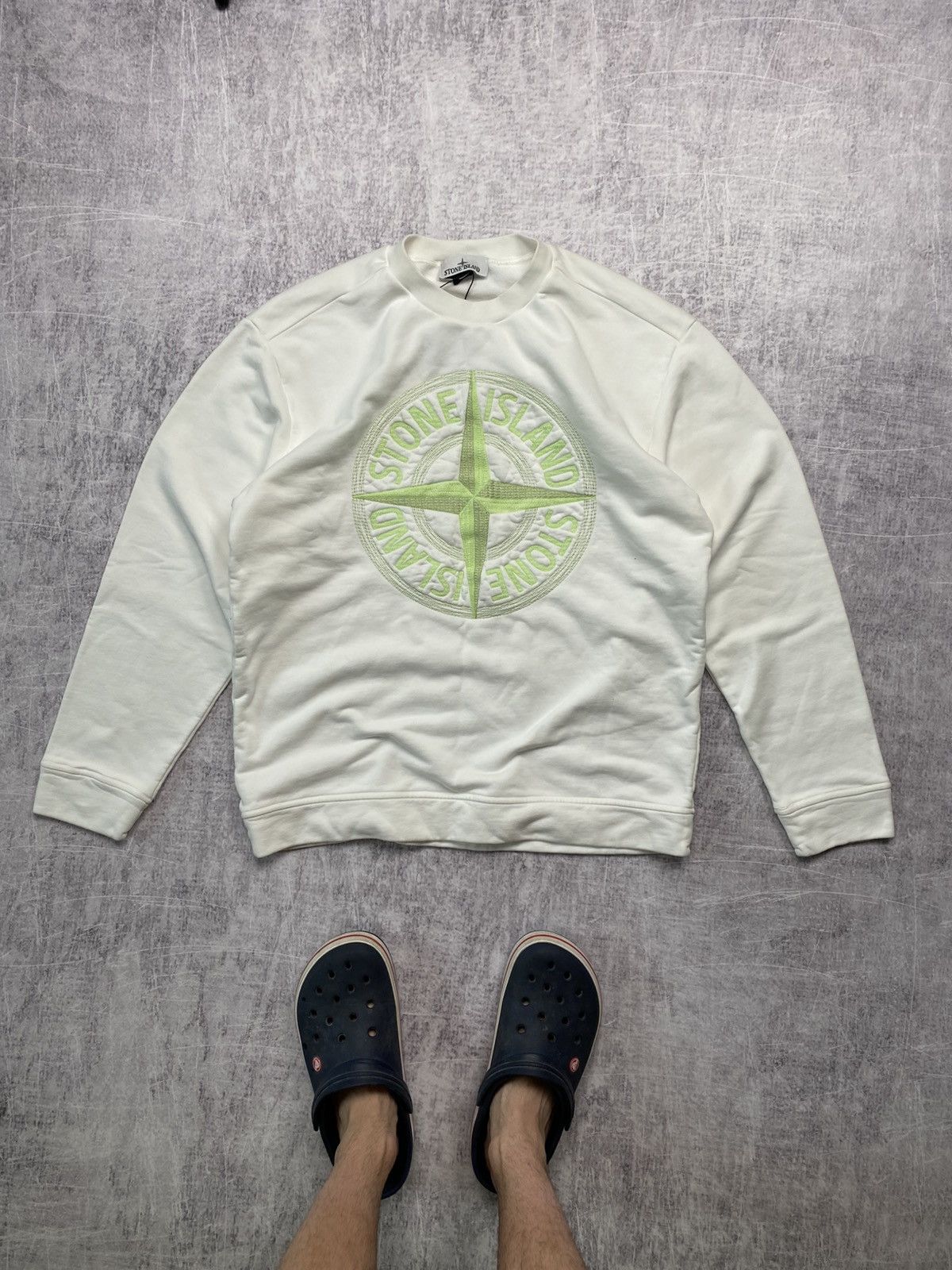 Stone Island Stone Island white sweatshirt with big logo embroidery Size US L / EU 52-54 / 3 - 1 Thumbnail