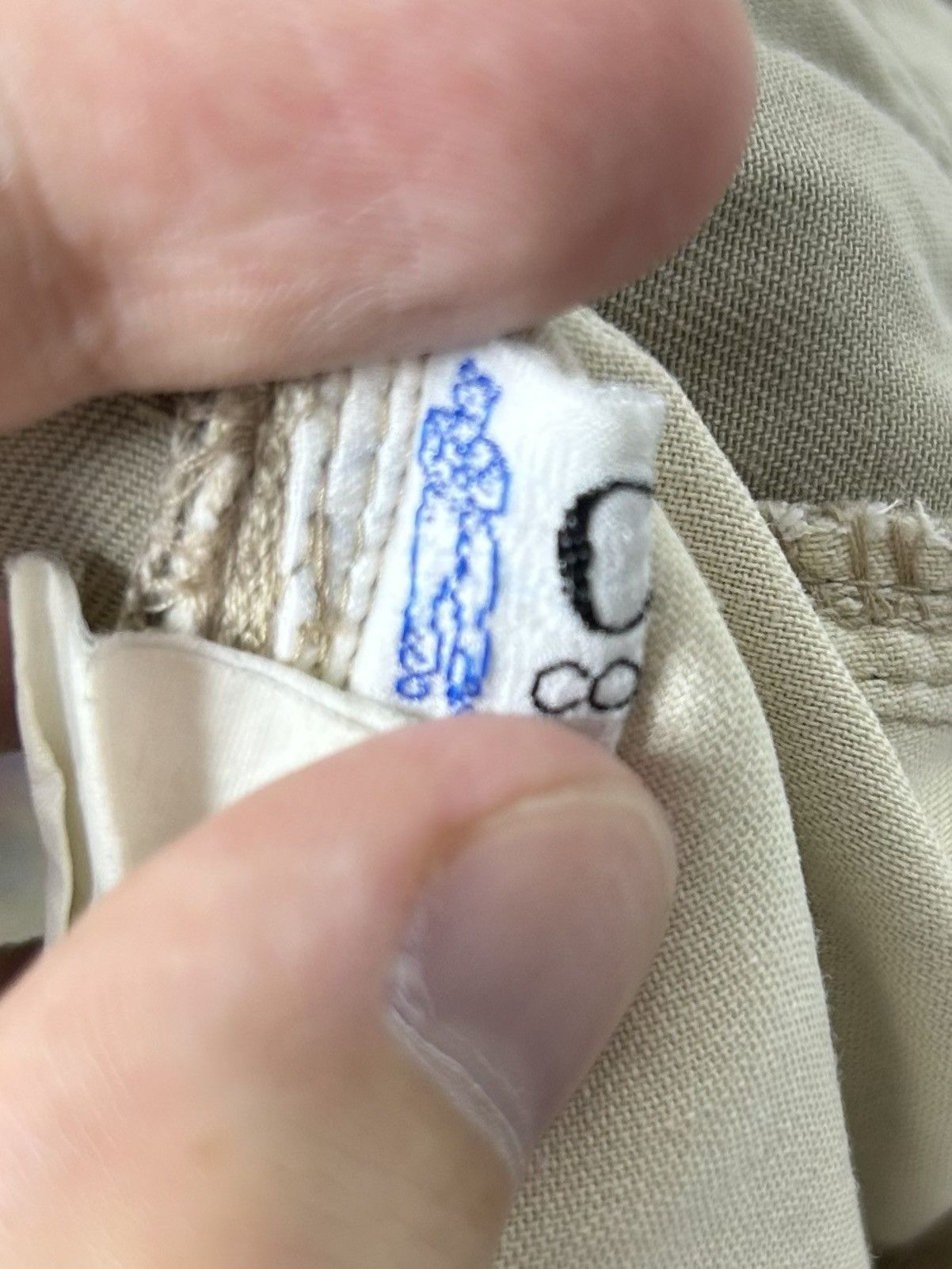 C.P. Company C.P. Company Archive Back-Pocket Cargo Shorts Made in Japan Size US 29 - 8 Thumbnail