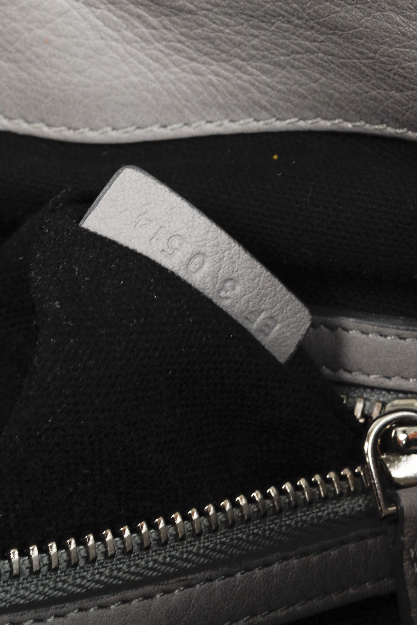 Givenchy Givenchy Obsedia Pearl Grey Leather Studded Small Hobo Bag Size ONE SIZE - 14 Thumbnail