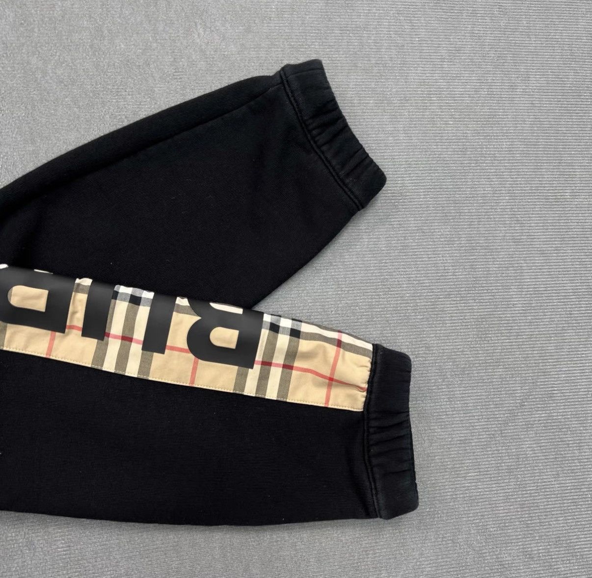 Burberry Burberry Black Classic Check Print Logo Casual Pants Size US 28 / EU 44 - 4 Thumbnail