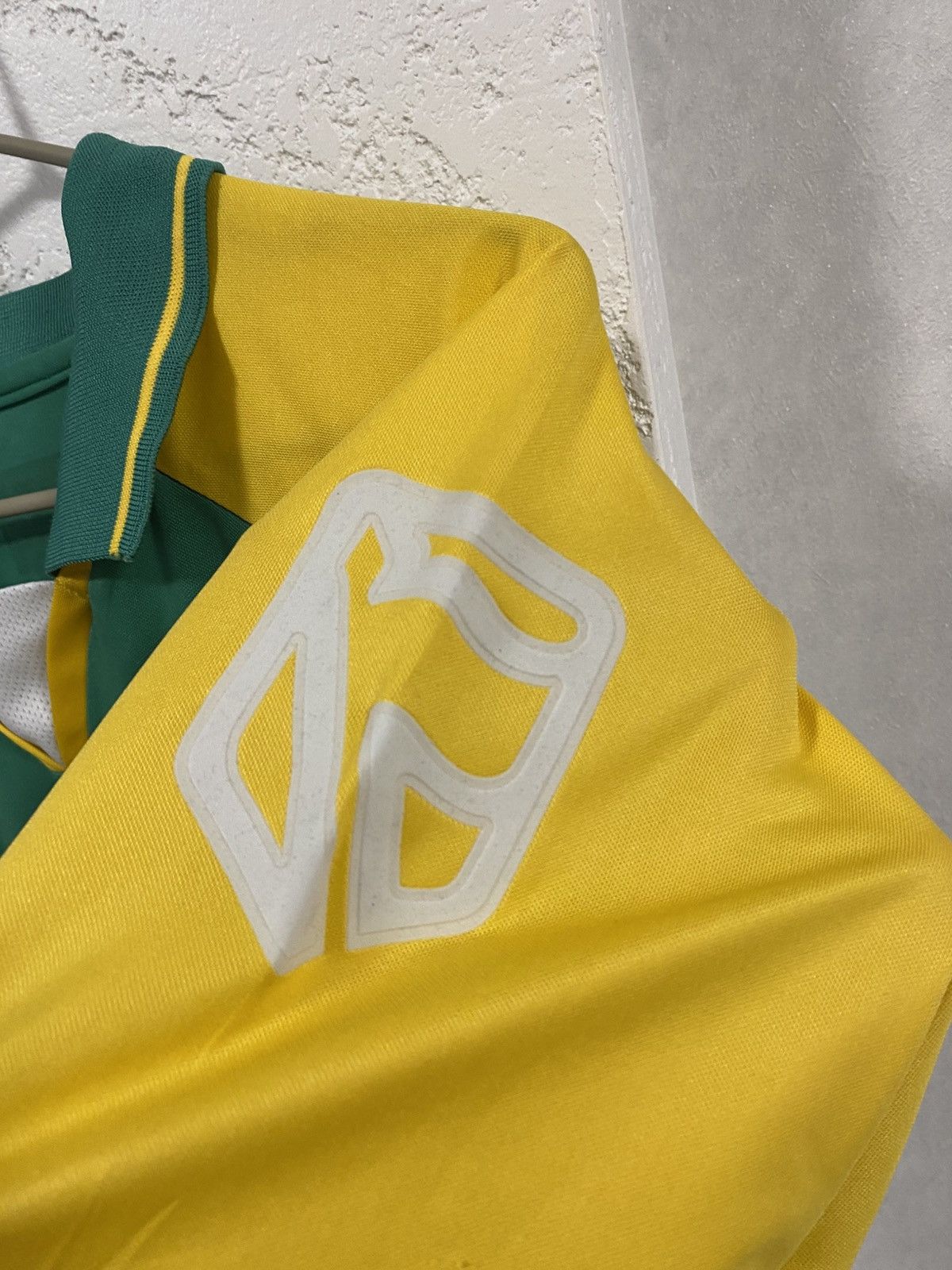 Hummel Hummel South Africa 2006 Cricket Jersey Size: L Size US L / EU 52-54 / 3 - 6 Thumbnail