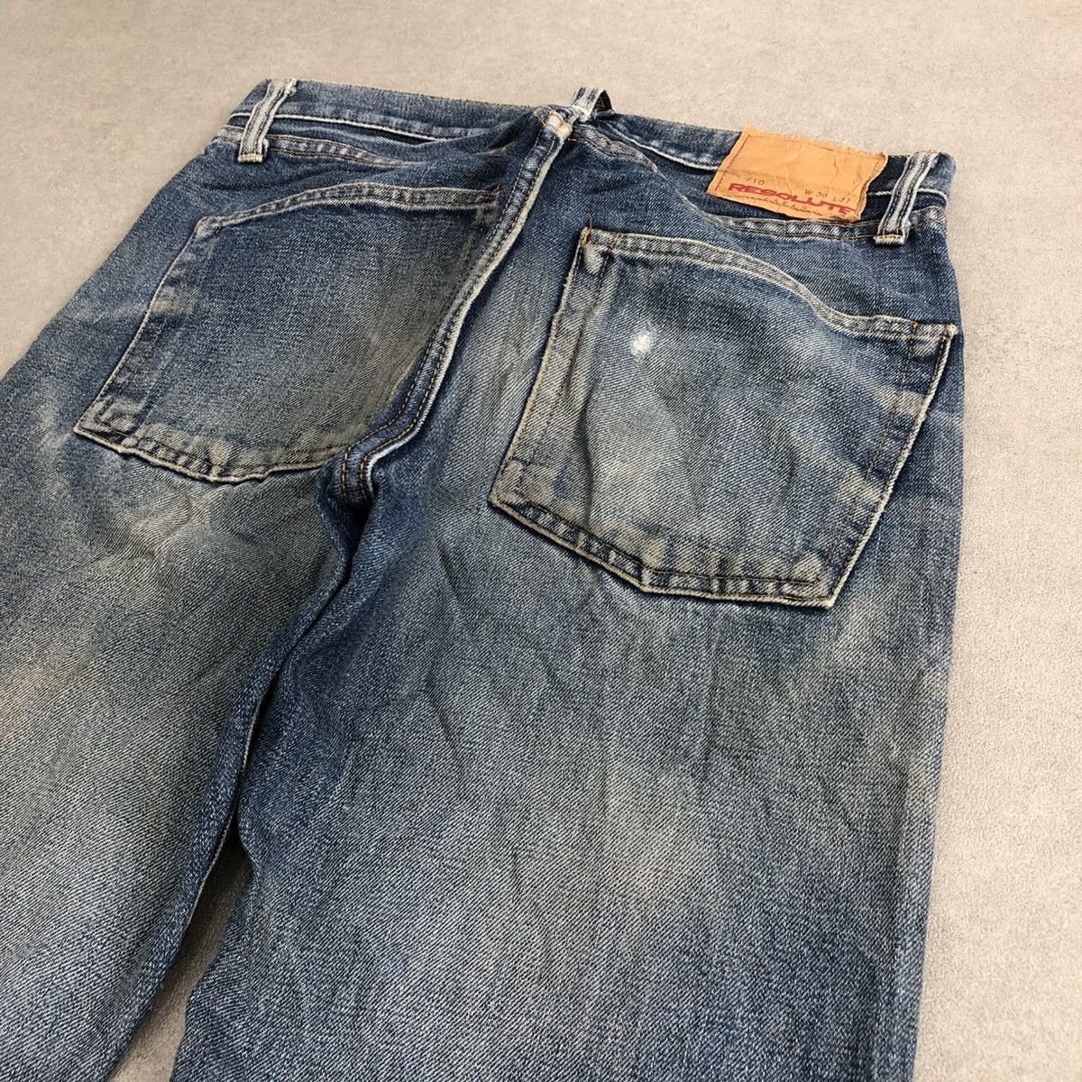 Japanese Brand 🇯🇵 Vintage Resolute 710 Japan Distressed Faded Selvedge Jeans Size US 30 / EU 46 - 17 Thumbnail