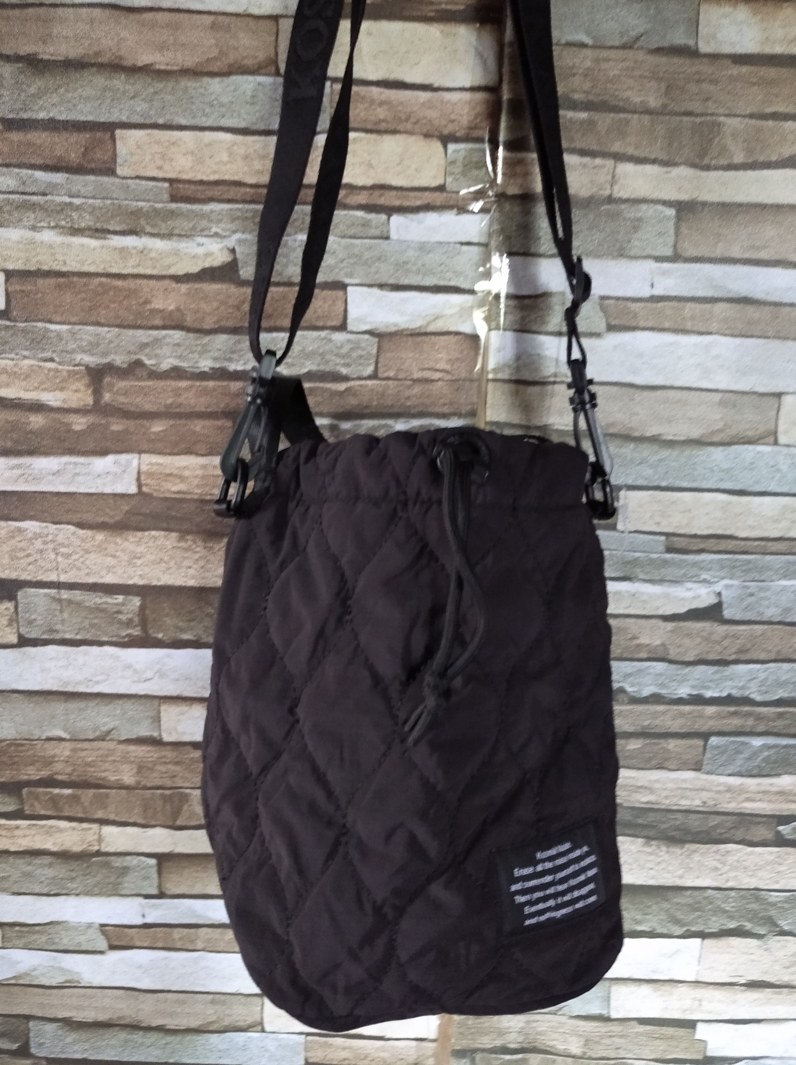 GU × Japanese Brand × Undercover Gu X undercover collaboration kosmik noise bag Size ONE SIZE - 1 Thumbnail