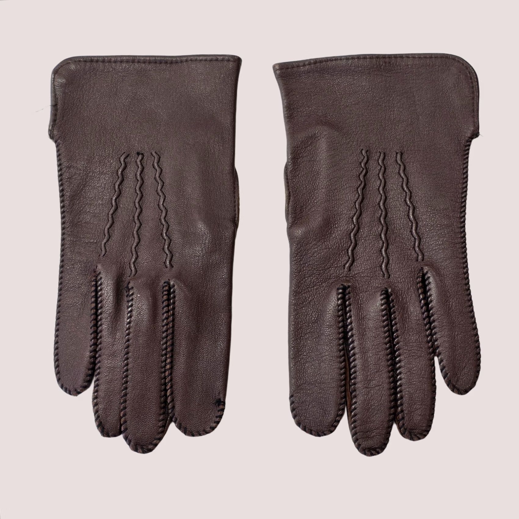 Vintage VINTAGE? No. (Ignore) Brown hand stitched leather gloves Mens sz 9 Office Preppy Stylish Light Weight Size ONE SIZE - 1 Thumbnail