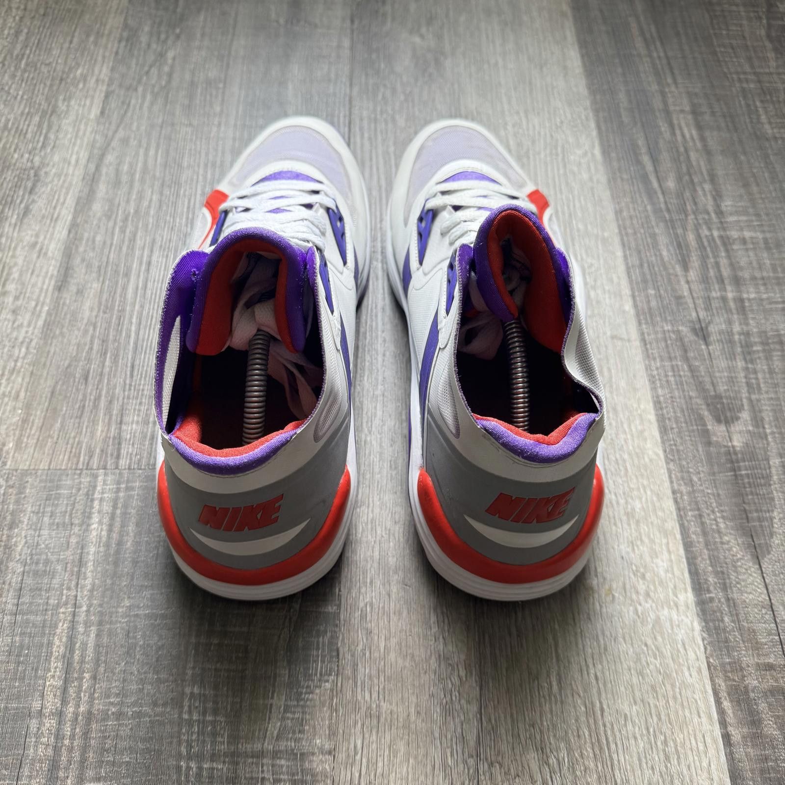 Nike NIKE • Lunar 180 Trainer SC "Summit White" (11M) Size US 11 / EU 44 - 9 Thumbnail