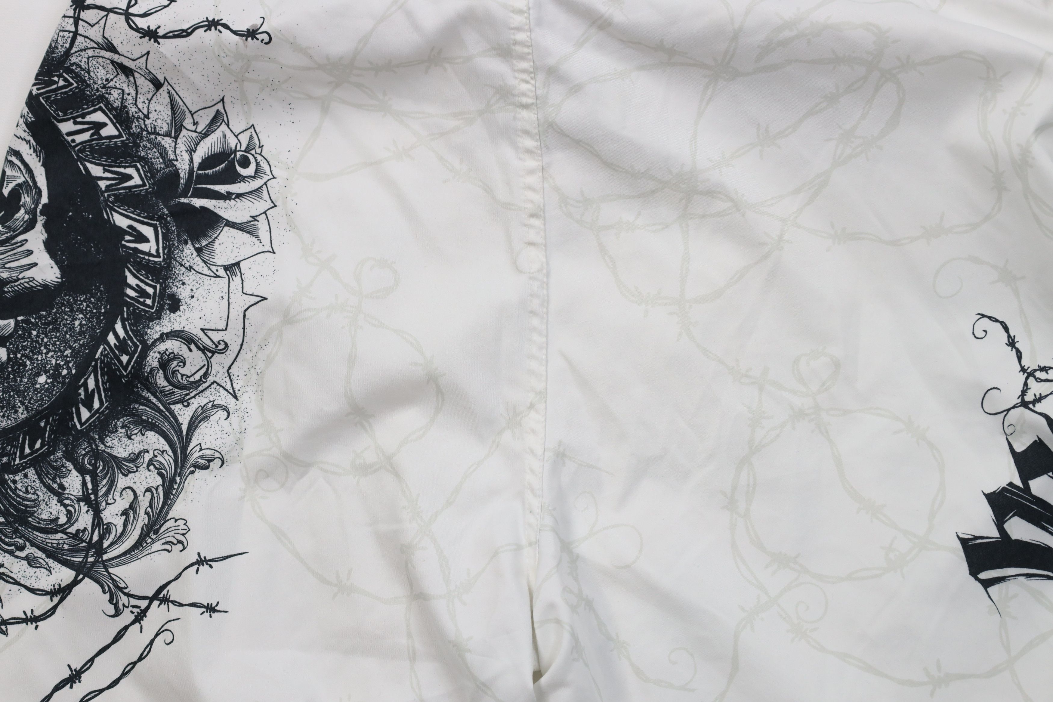 Vintage Vintage Y2K Streetwear Wire Skull Lined Board Shorts White Size US 36 / EU 52 - 11 Thumbnail
