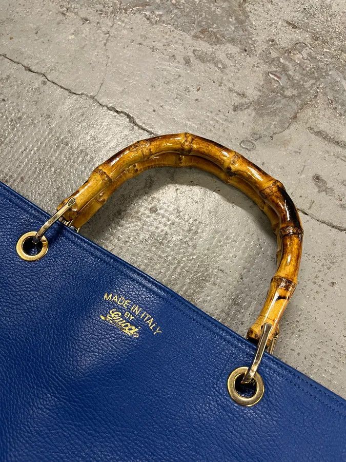 Gucci 2000s Gucci Blue Leather Bamboo Handle Tote Bag Size ONE SIZE - 5 Thumbnail