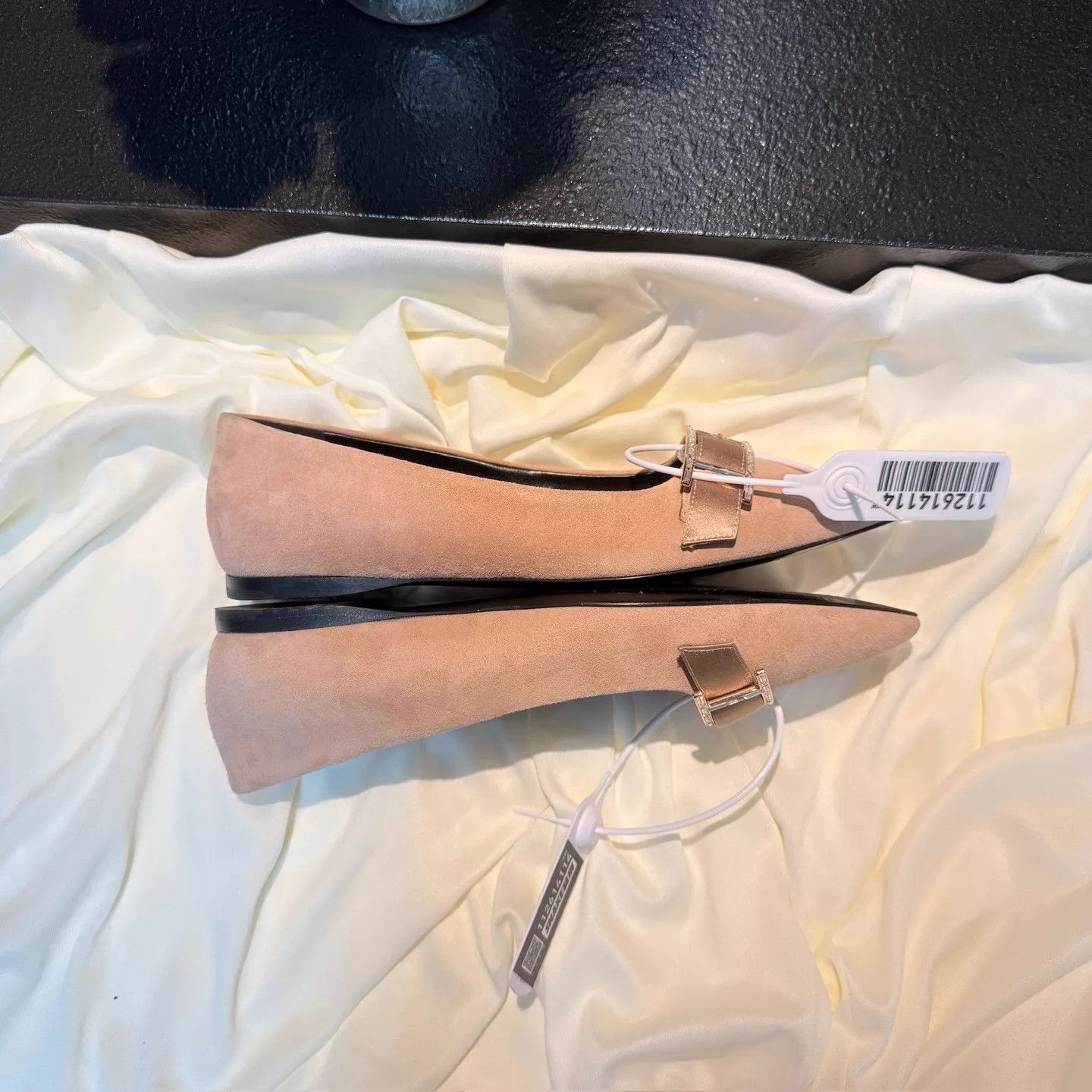 Hermes Hermes Nude Pink Gold Buckle Strap Pump 36 95New Size US 5.5 / IT 35.5 - 5 Thumbnail