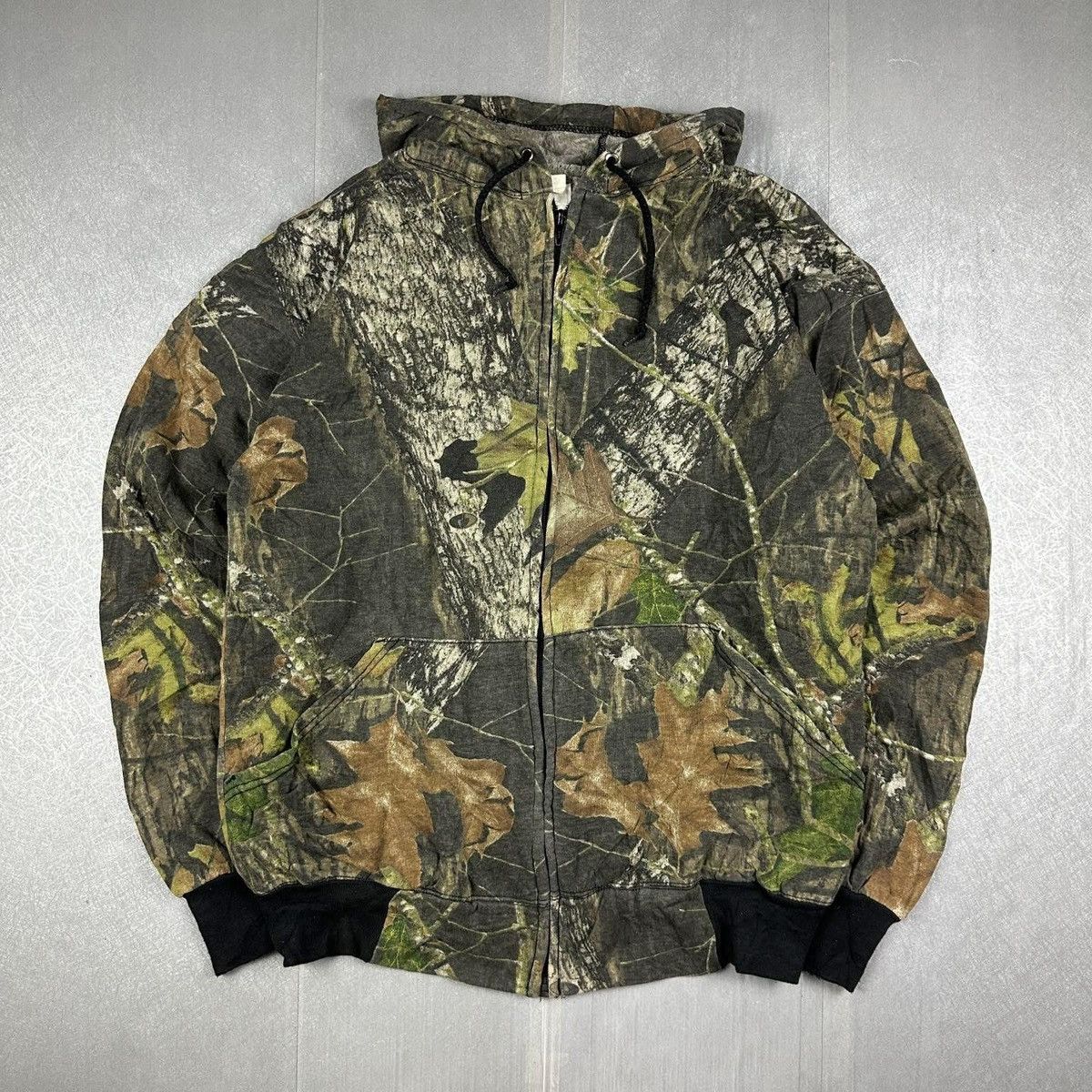 Carhartt × Vintage Vintage Y2K Realtree Camo Zip up Hoodie Carhartt Style Size US S / EU 44-46 / 1 - 1 Thumbnail