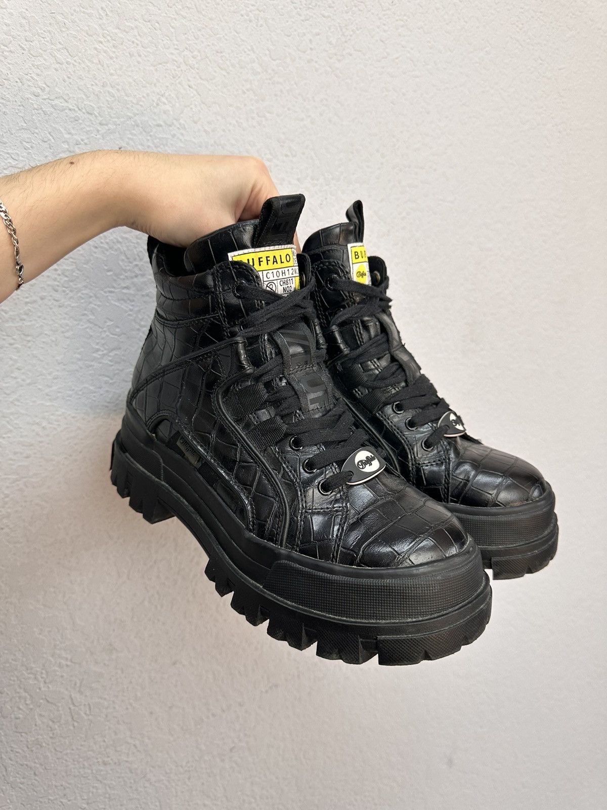 Buffalo London Vintage Buffalo platform black leather boots Ghotic As 98 Size US 9 / IT 39 - 11 Thumbnail