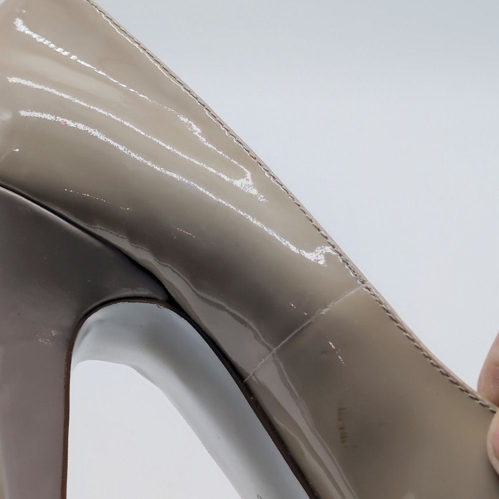 Designer Elegant Taupe Pumps by Charles David Patent Leather Sz 8 Size US 8 / IT 38 - 7 Thumbnail