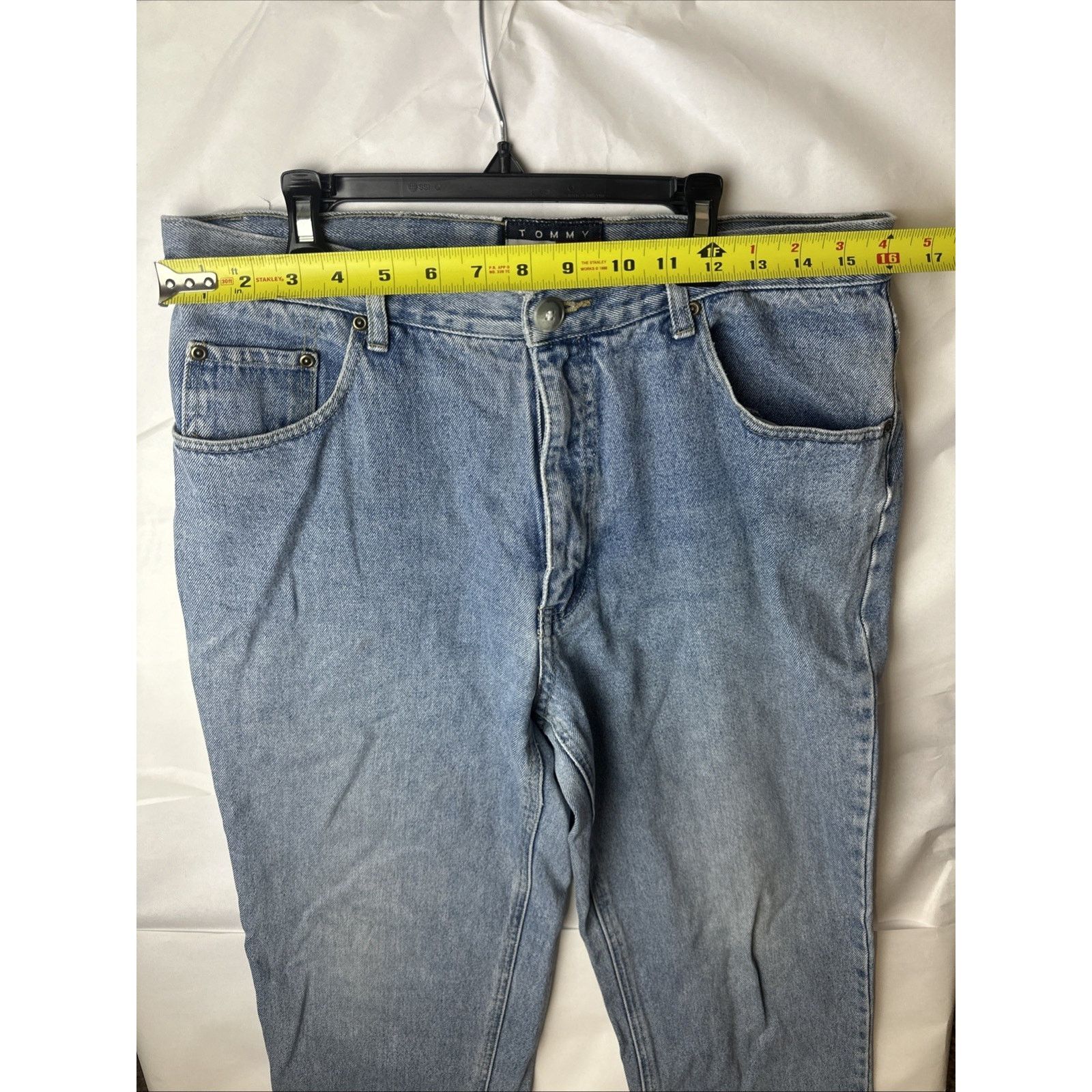 Tommy Hilfiger Vintage Tommy Hilfiger Jeans Sz 34 Light Wash Tapered Size US 34 / EU 50 - 3 Thumbnail