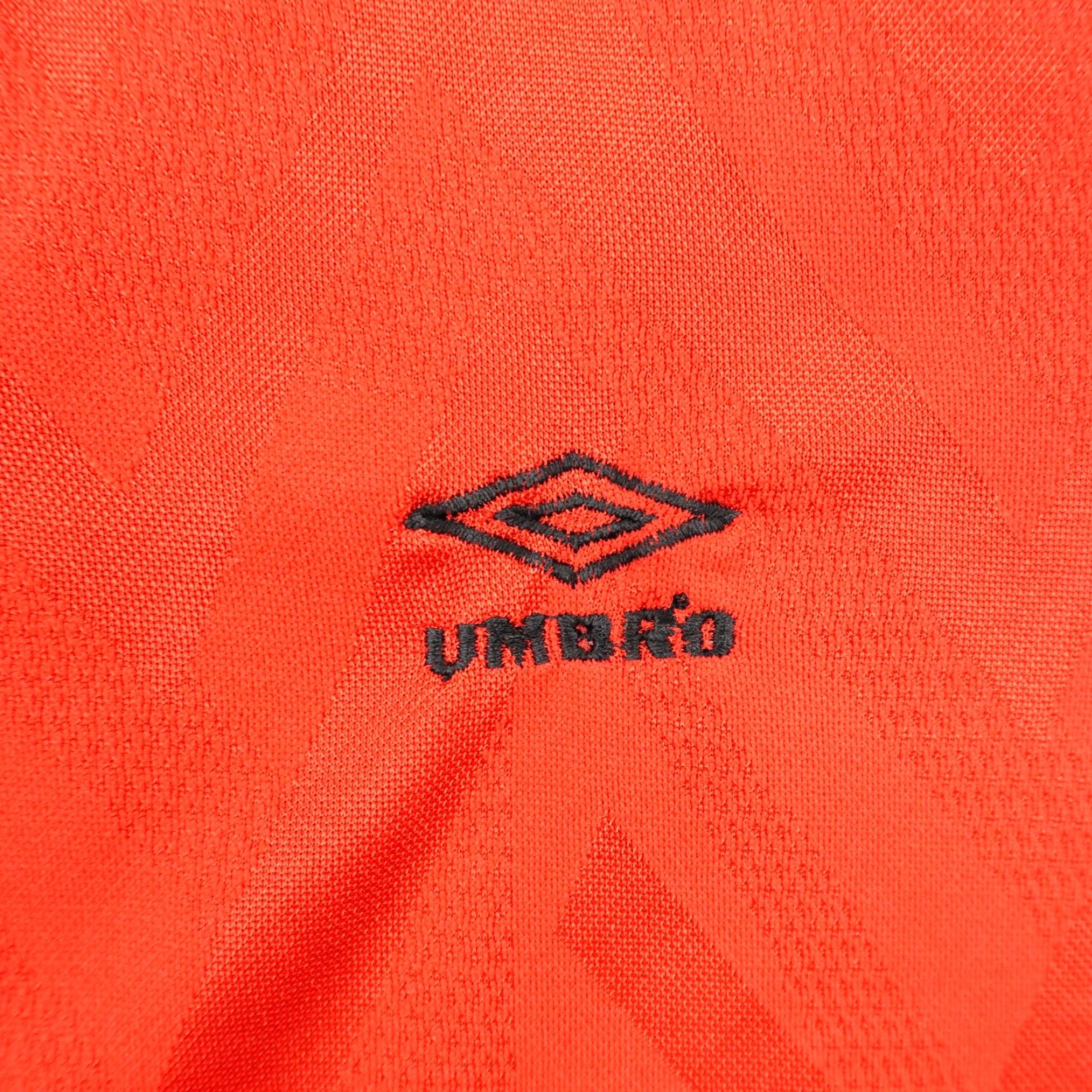 Umbro Vintage Umbro Shirt Mens XL Red Zig Zag Soccer Jersey Satin Silky 90s USA #14 Size US XL / EU 56 / 4 - 3 Thumbnail