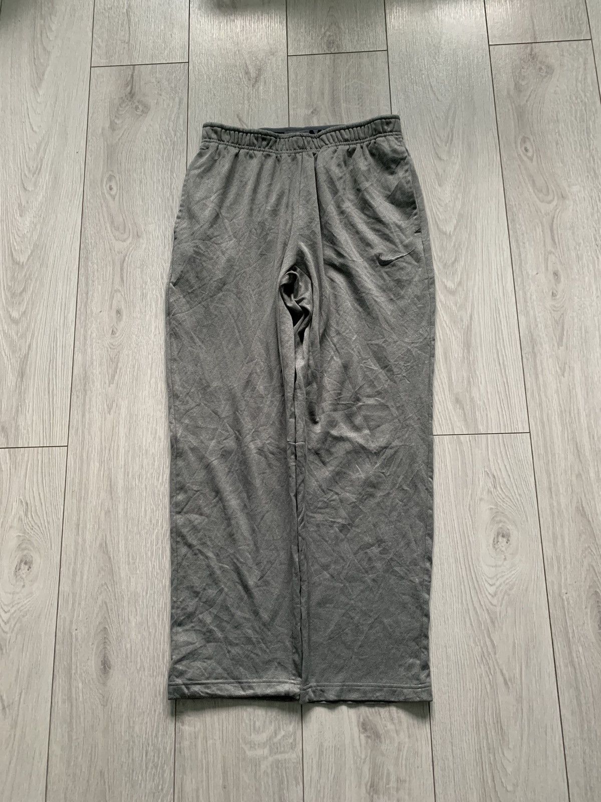 Nike Vintage nike track pants y2k acg gorpcore sweatpants Size US 34 / EU 50 - 1 Thumbnail