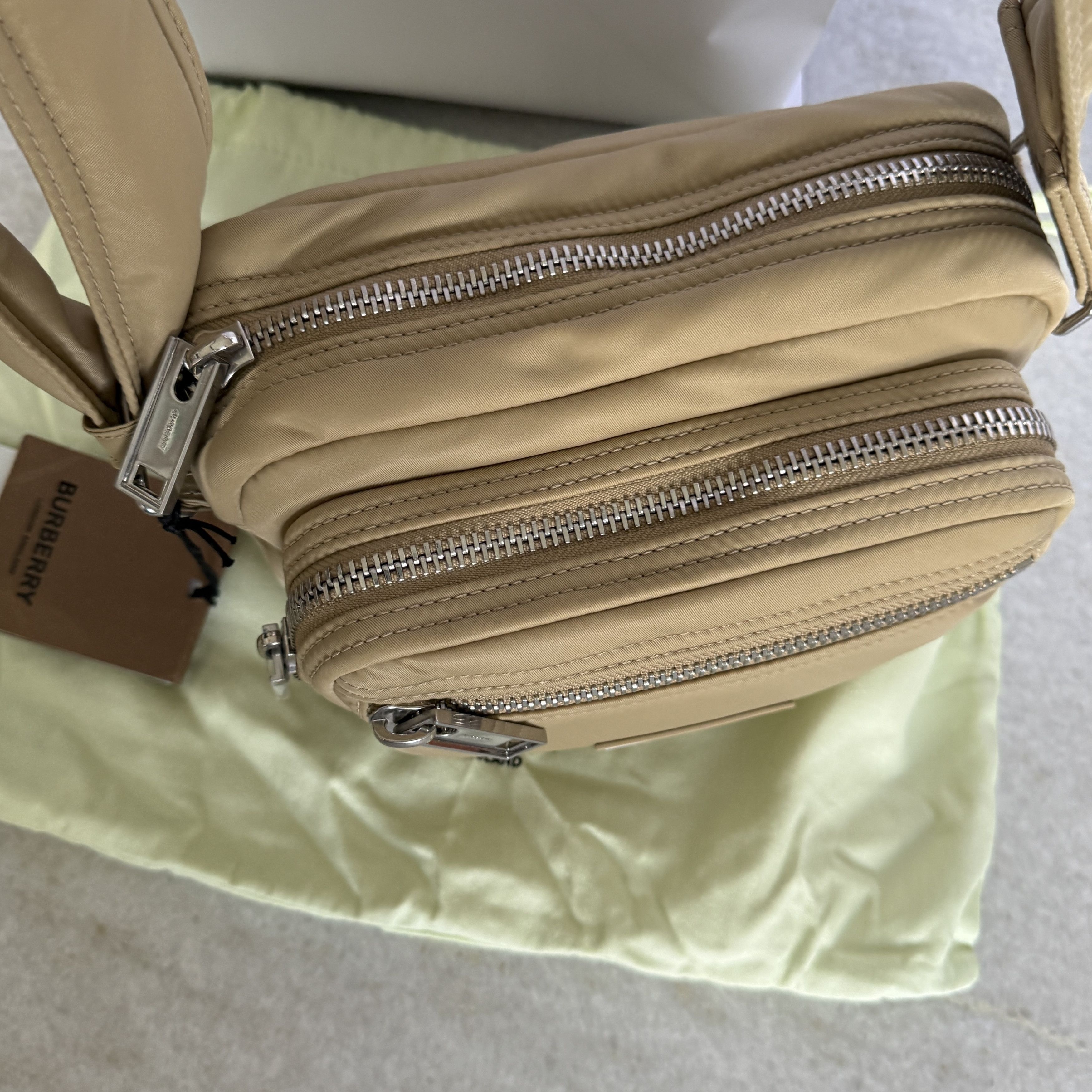 Burberry Burberry Warner Nylon Crossbody Bag 81044931 Camera Bag New Size ONE SIZE - 8 Thumbnail