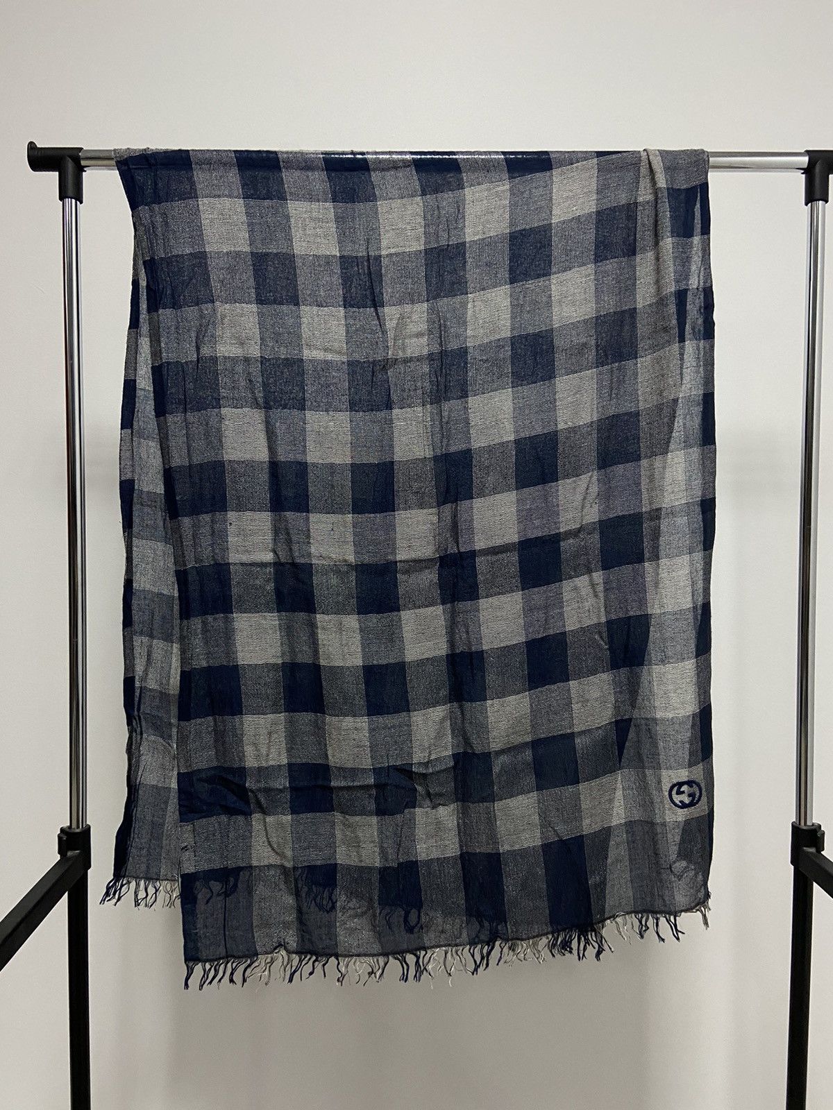 Gucci × Vintage Gucci big scarf check mesh vintage small logo silk linen Size ONE SIZE - 2 Thumbnail