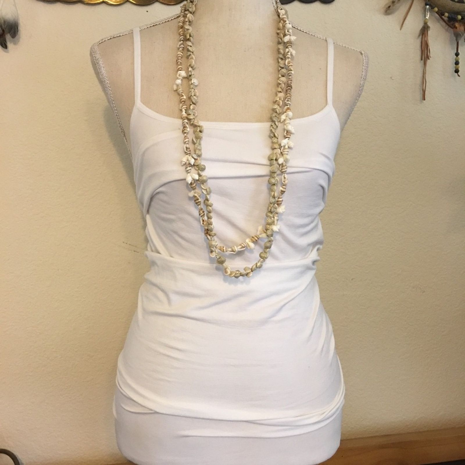 Vintage Vintage 2 strand bundle natural shell necklaces Size ONE SIZE - 4 Thumbnail